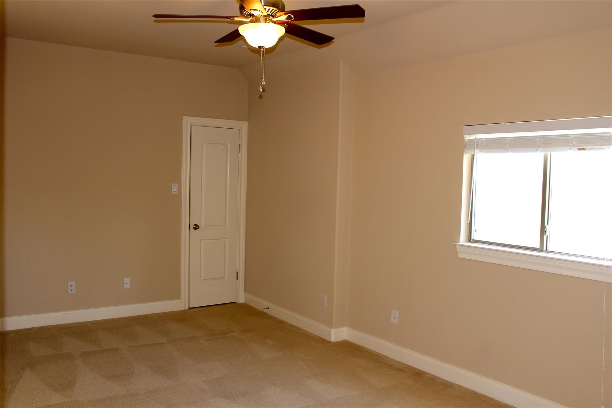 7617 Menler Dr, Austin, TX 78735