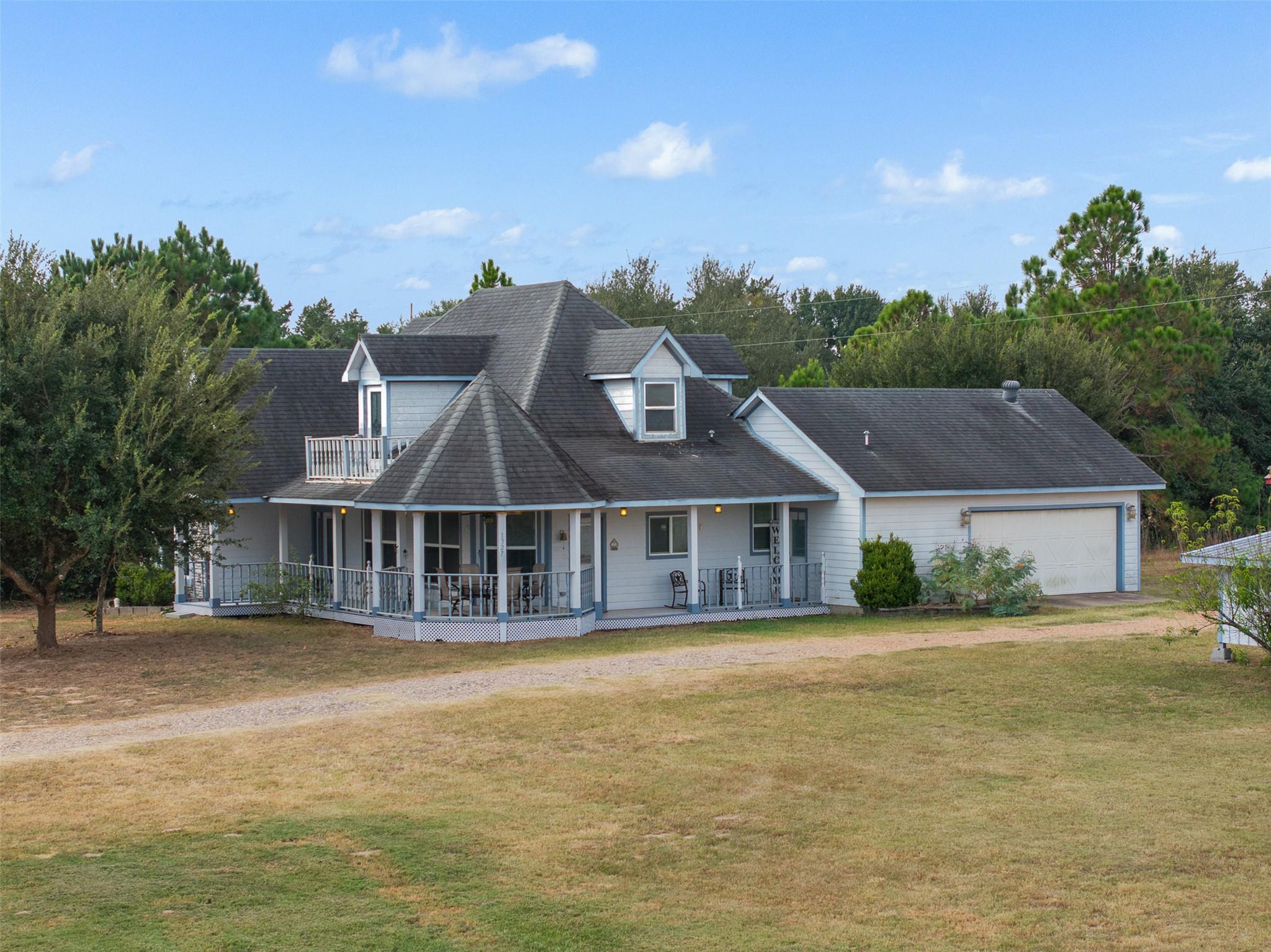 1327 Kenney Hall Rd, Brenham, TX 77833