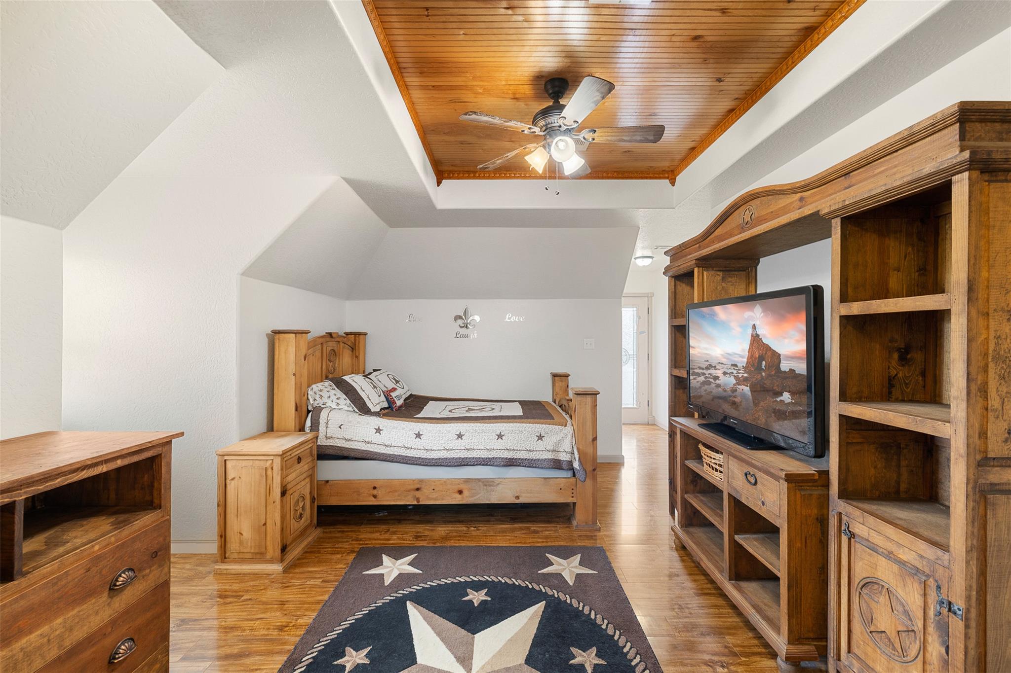 1327 Kenney Hall Rd, Brenham, TX 77833