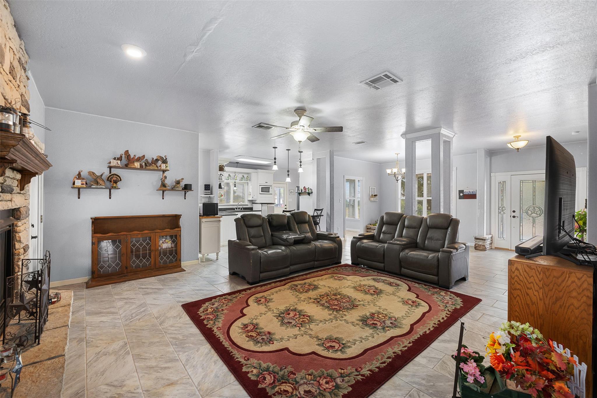 1327 Kenney Hall Rd, Brenham, TX 77833