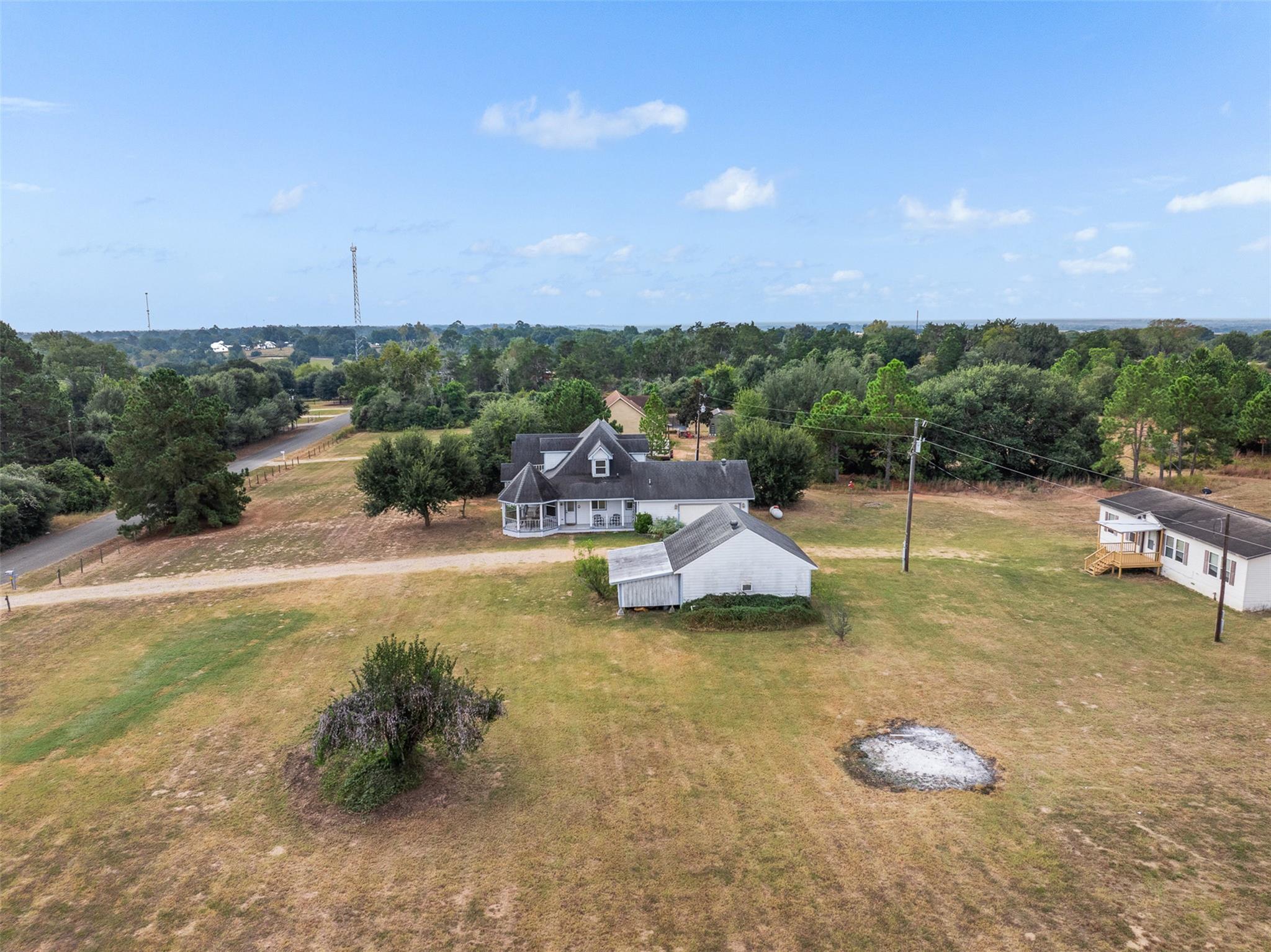 1327 Kenney Hall Rd, Brenham, TX 77833