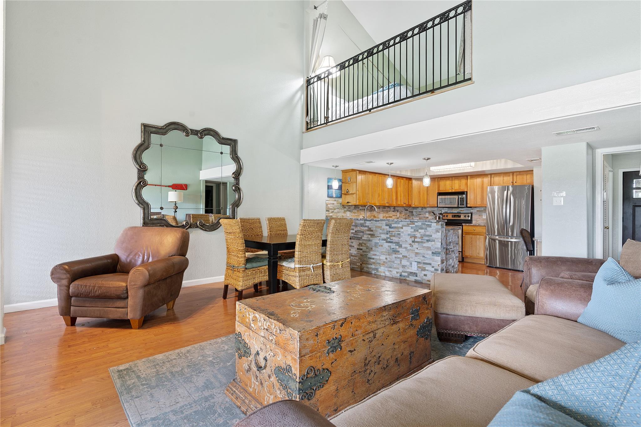 287 Venture Blvd, Point Venture, TX 78645