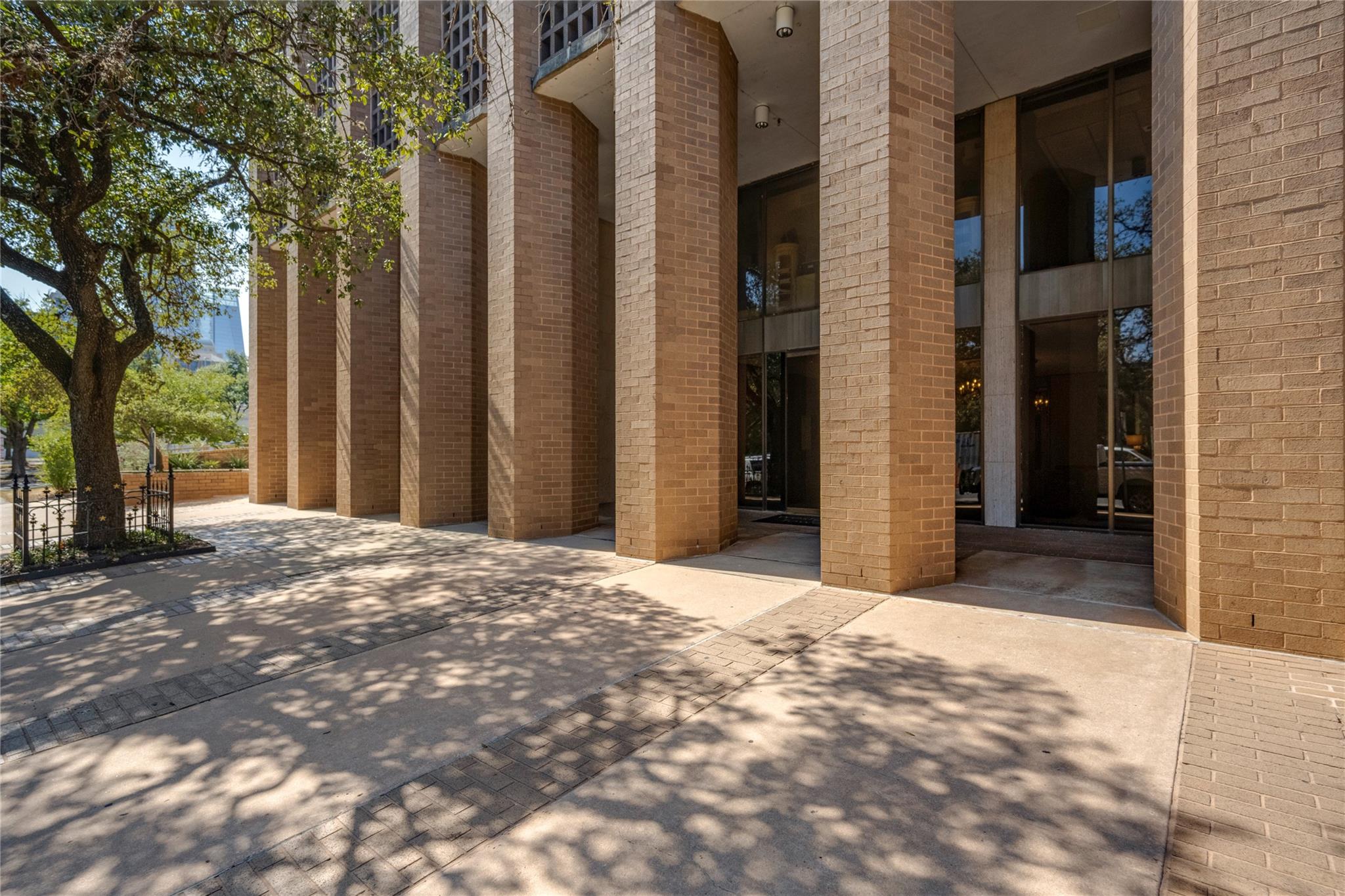 1122 Colorado St # 1506, Austin, TX 78701