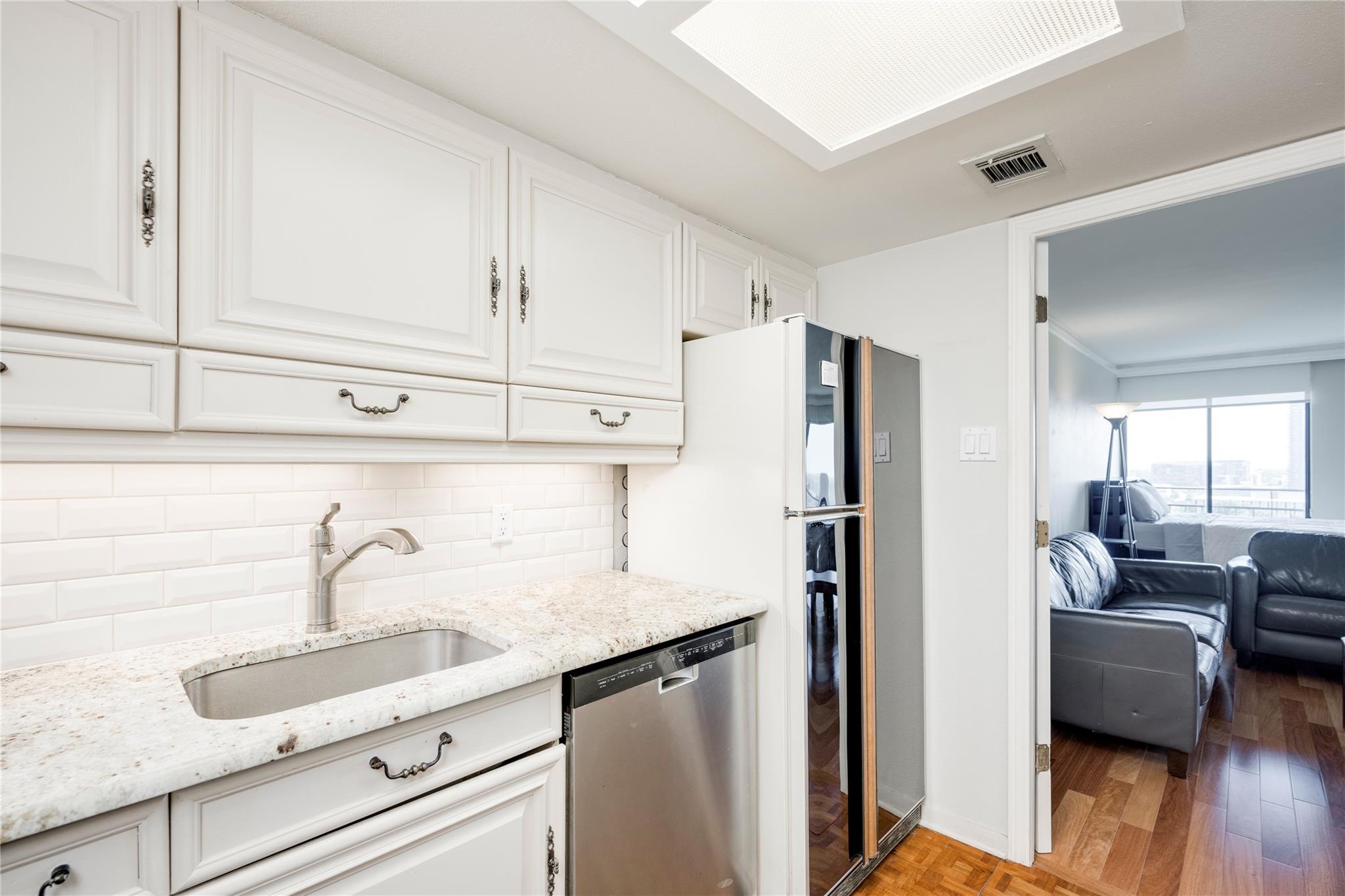 1122 Colorado St # 1506, Austin, TX 78701