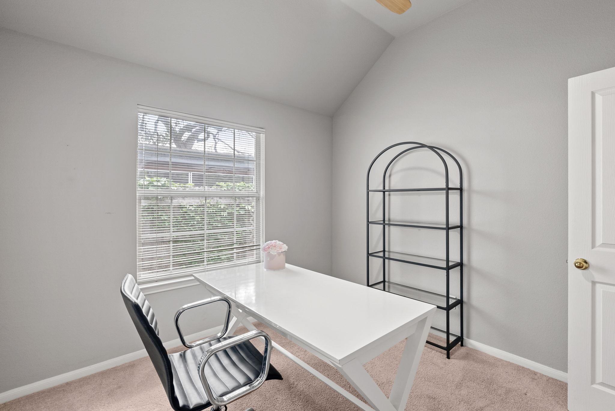 9305 Donner Ln, Austin, TX 78749