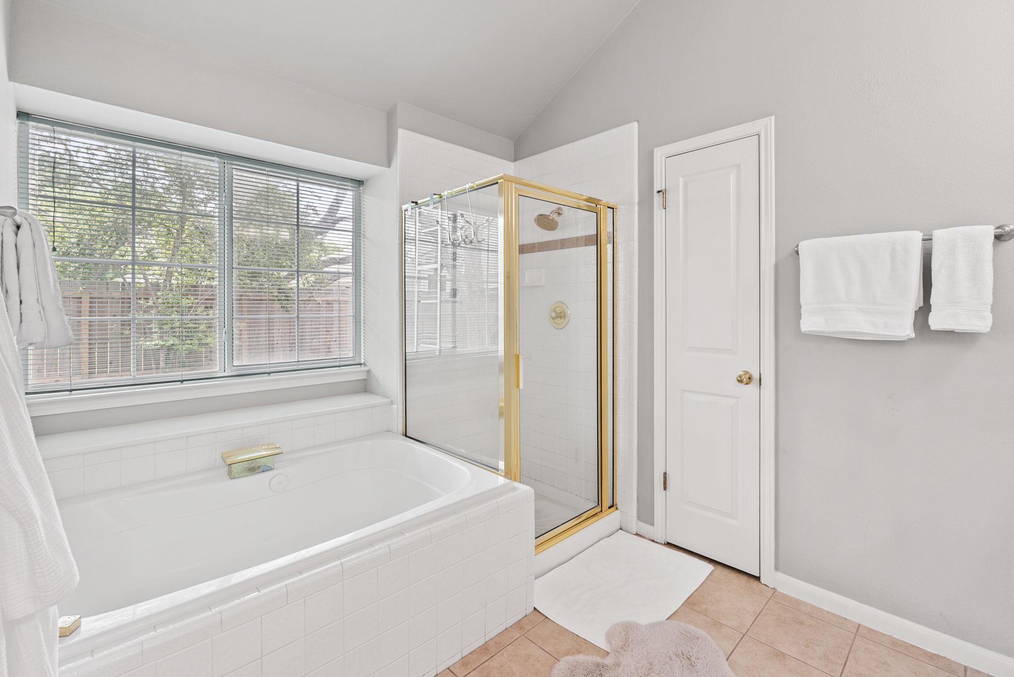 9305 Donner Ln, Austin, TX 78749