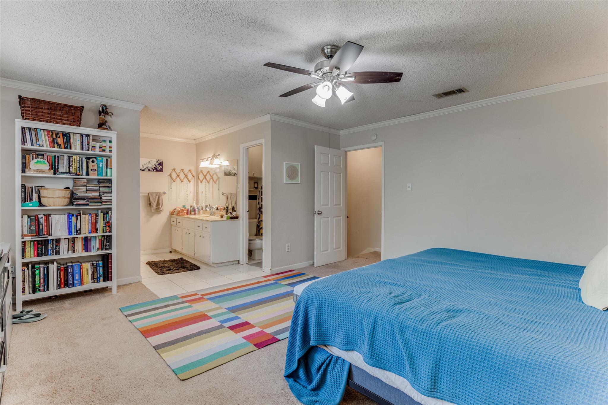 2713 Tether Trl, Austin, TX 78704