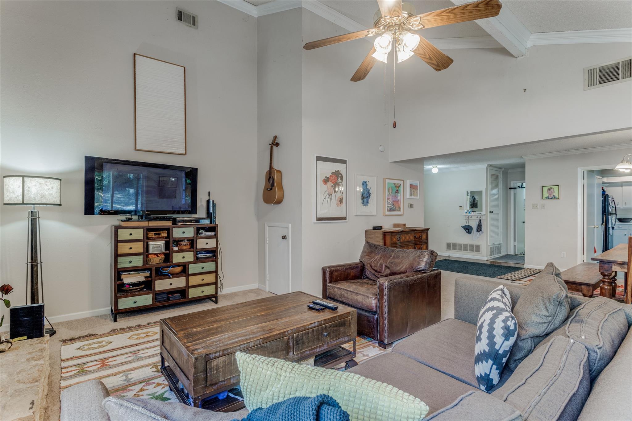 2713 Tether Trl, Austin, TX 78704