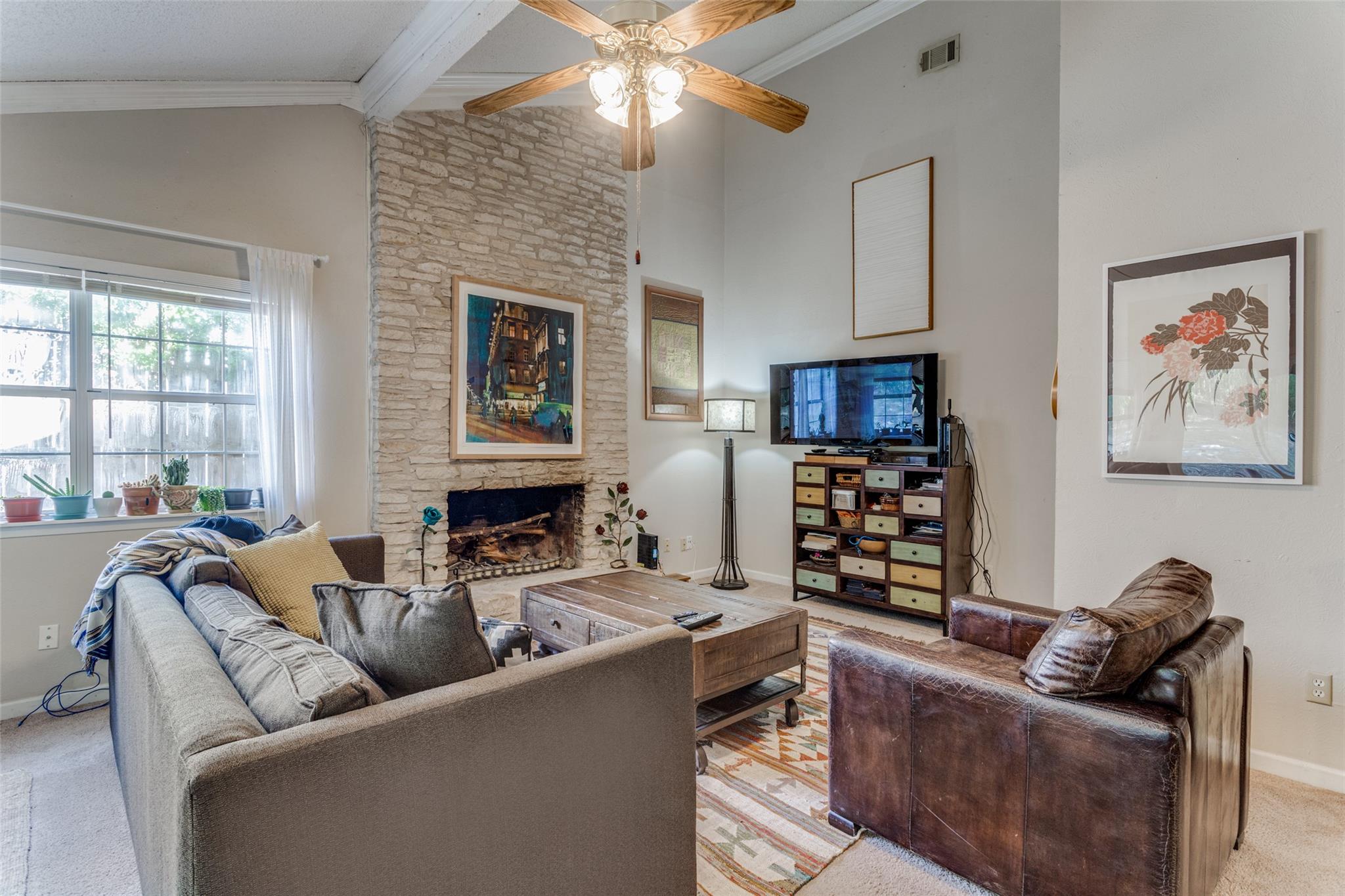 2713 Tether Trl, Austin, TX 78704