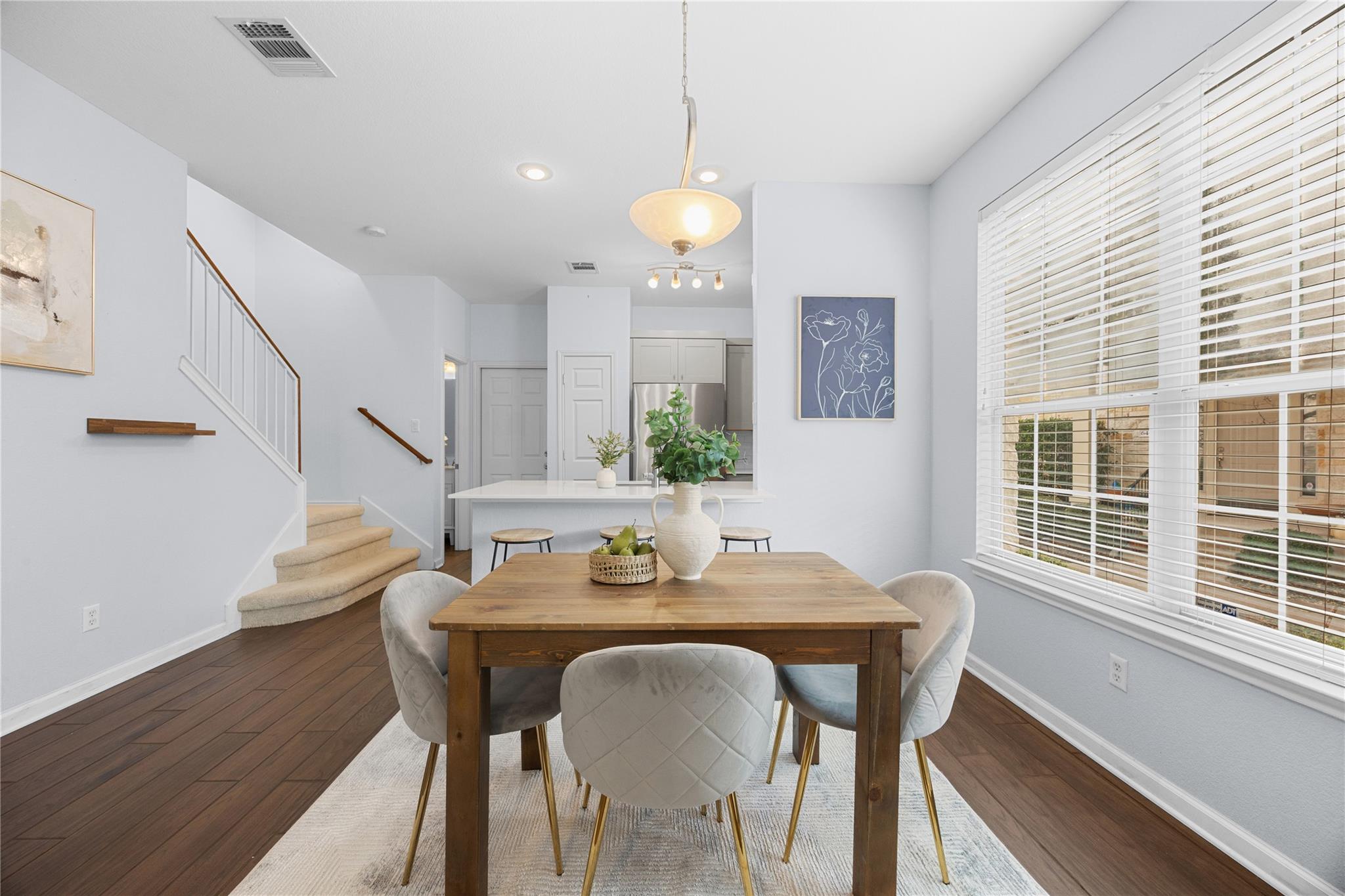 1900 Scofield Ridge Pkwy # 6302, Austin, TX 78727