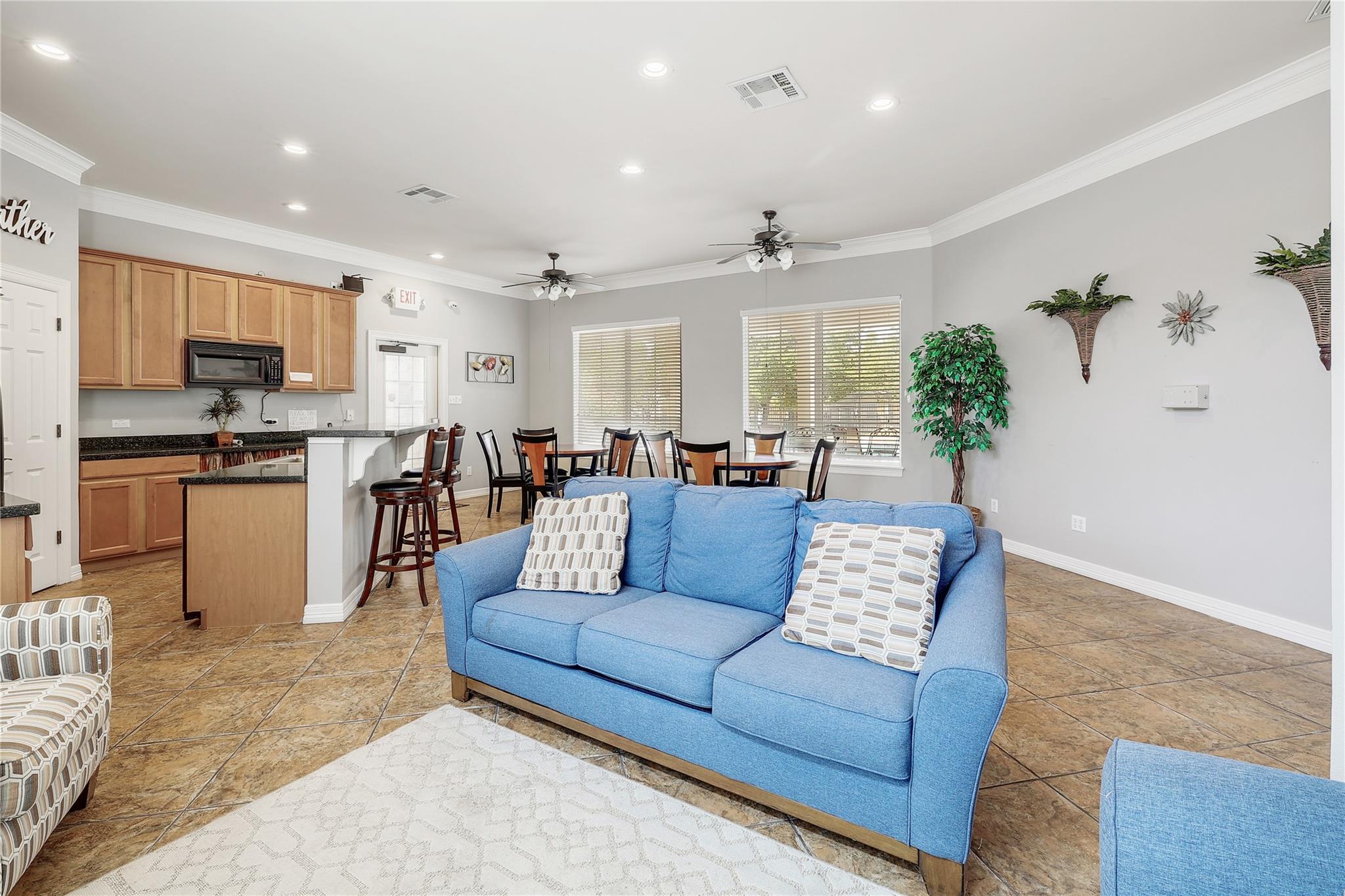 1900 Scofield Ridge Pkwy # 6302, Austin, TX 78727