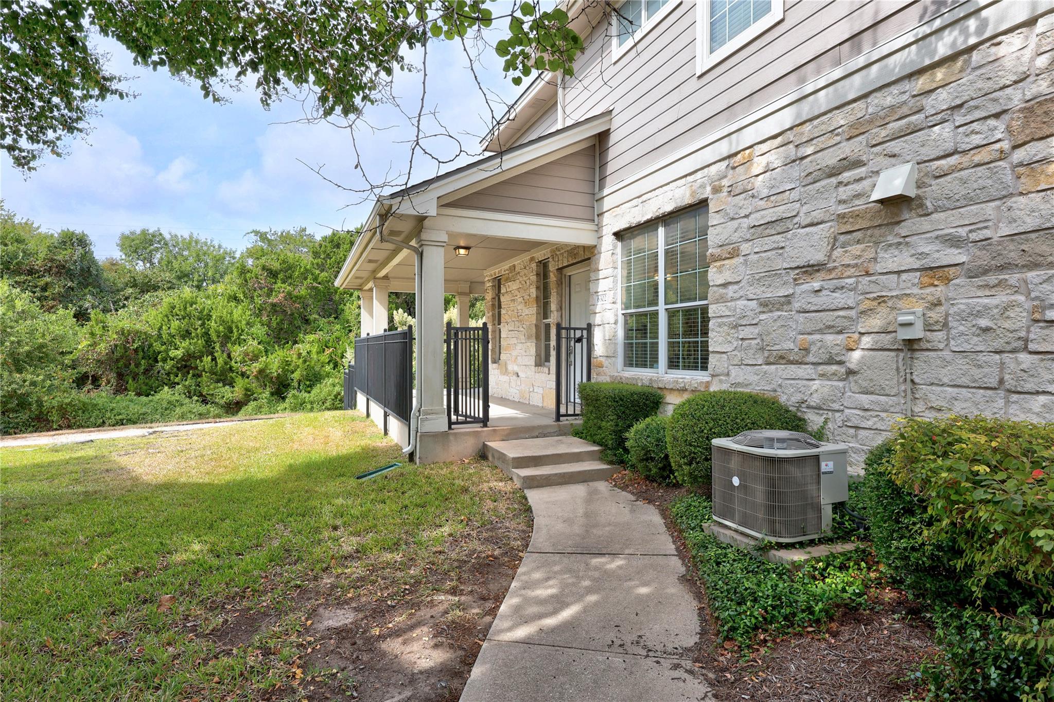 1900 Scofield Ridge Pkwy # 6302, Austin, TX 78727