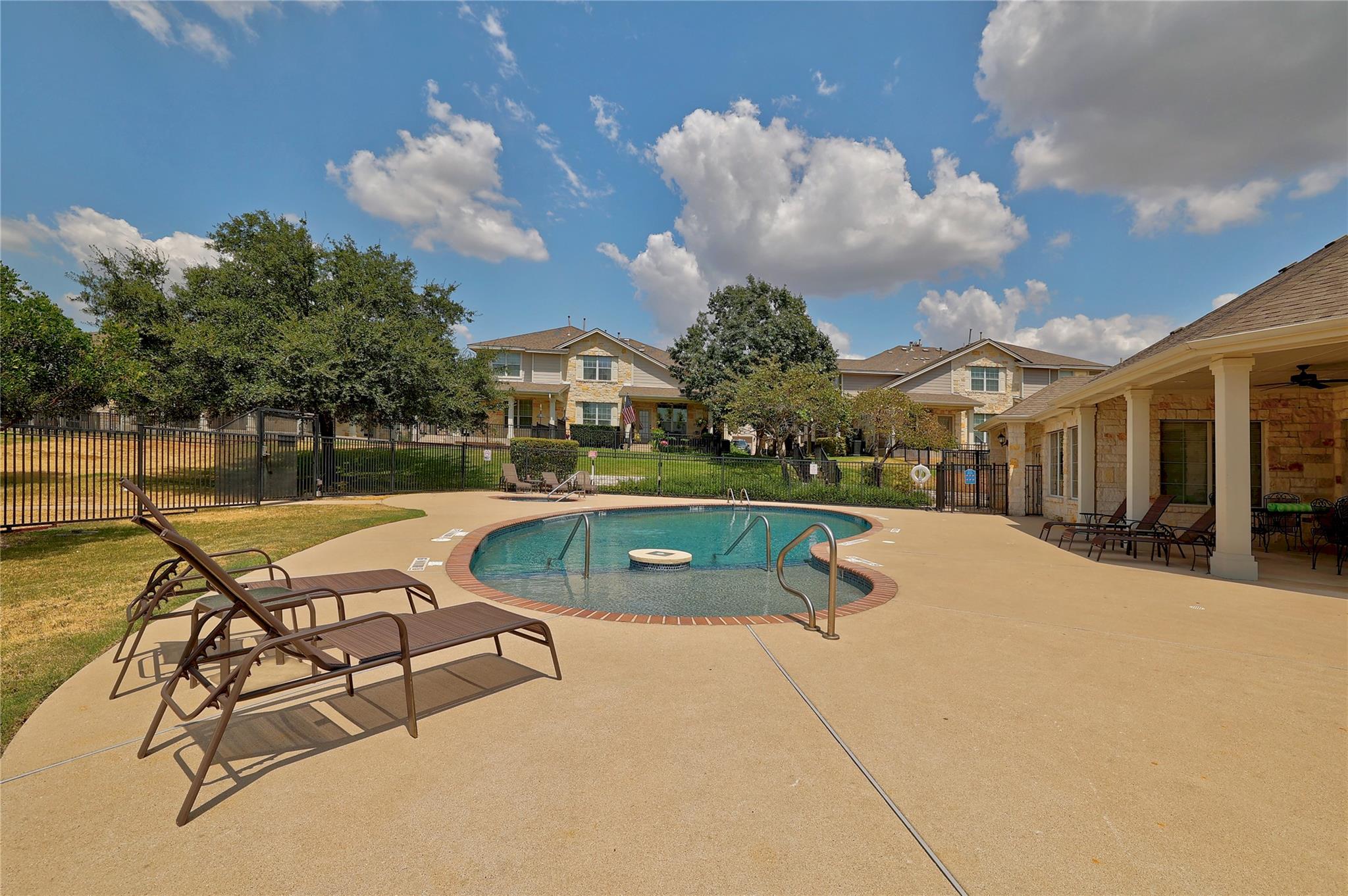 1900 Scofield Ridge Pkwy # 6302, Austin, TX 78727