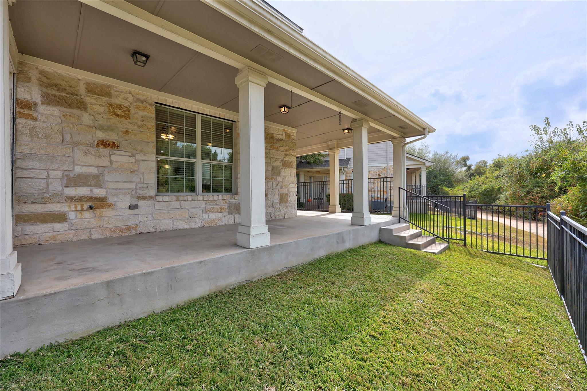 1900 Scofield Ridge Pkwy # 6302, Austin, TX 78727