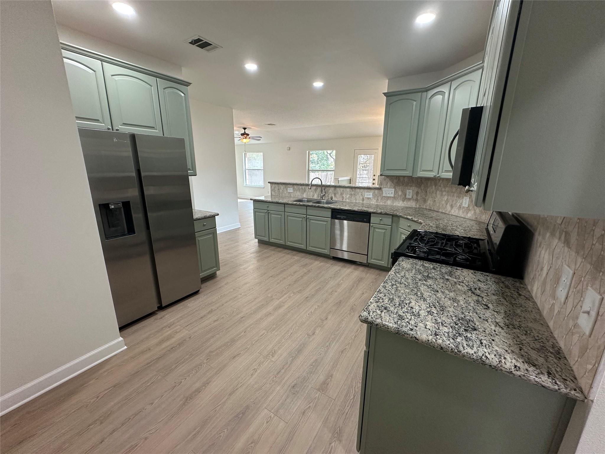 3309 Blue Ridge Dr, Round Rock, TX 78681