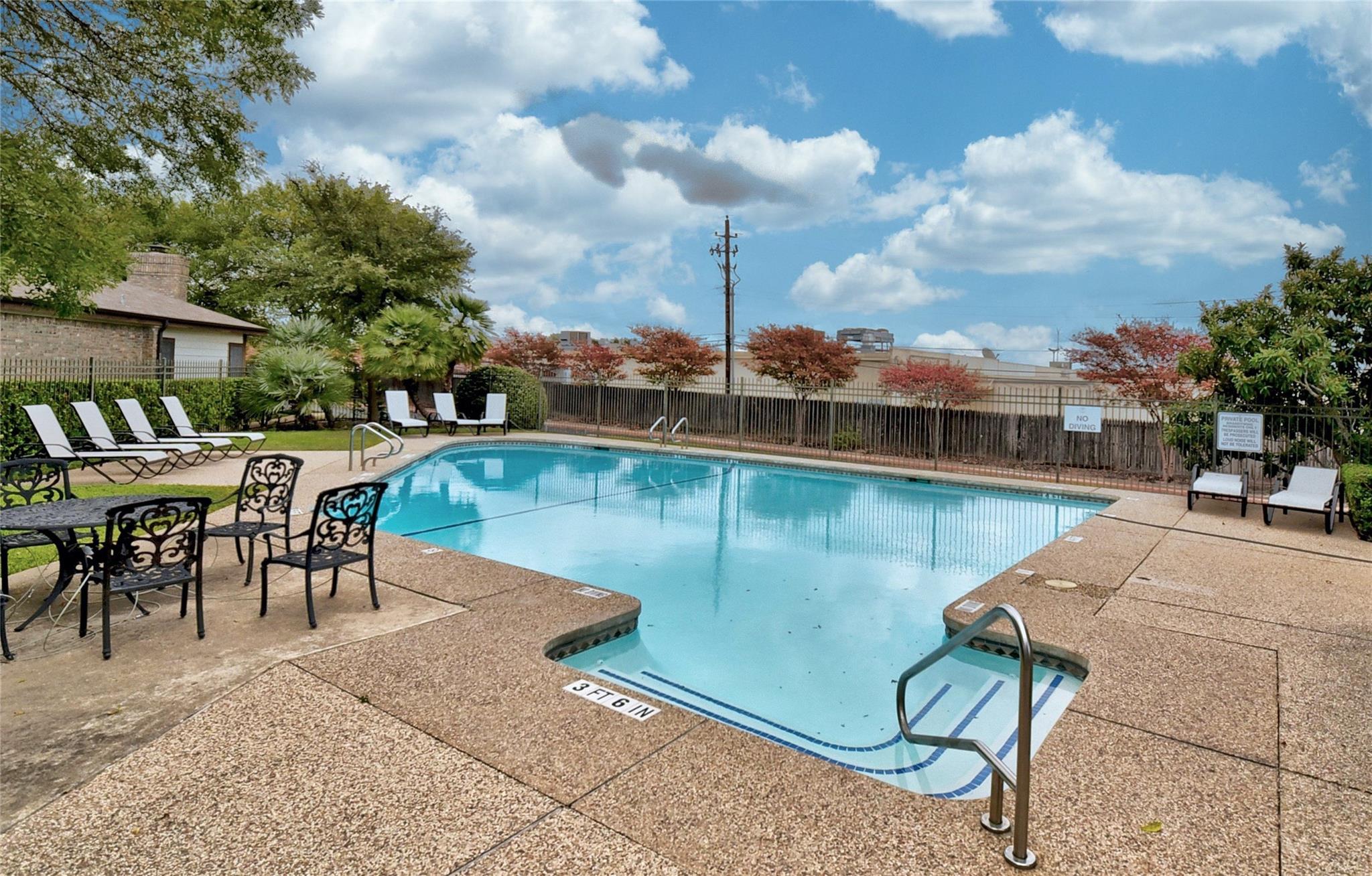 1748 Ohlen Rd # 36, Austin, TX 78757