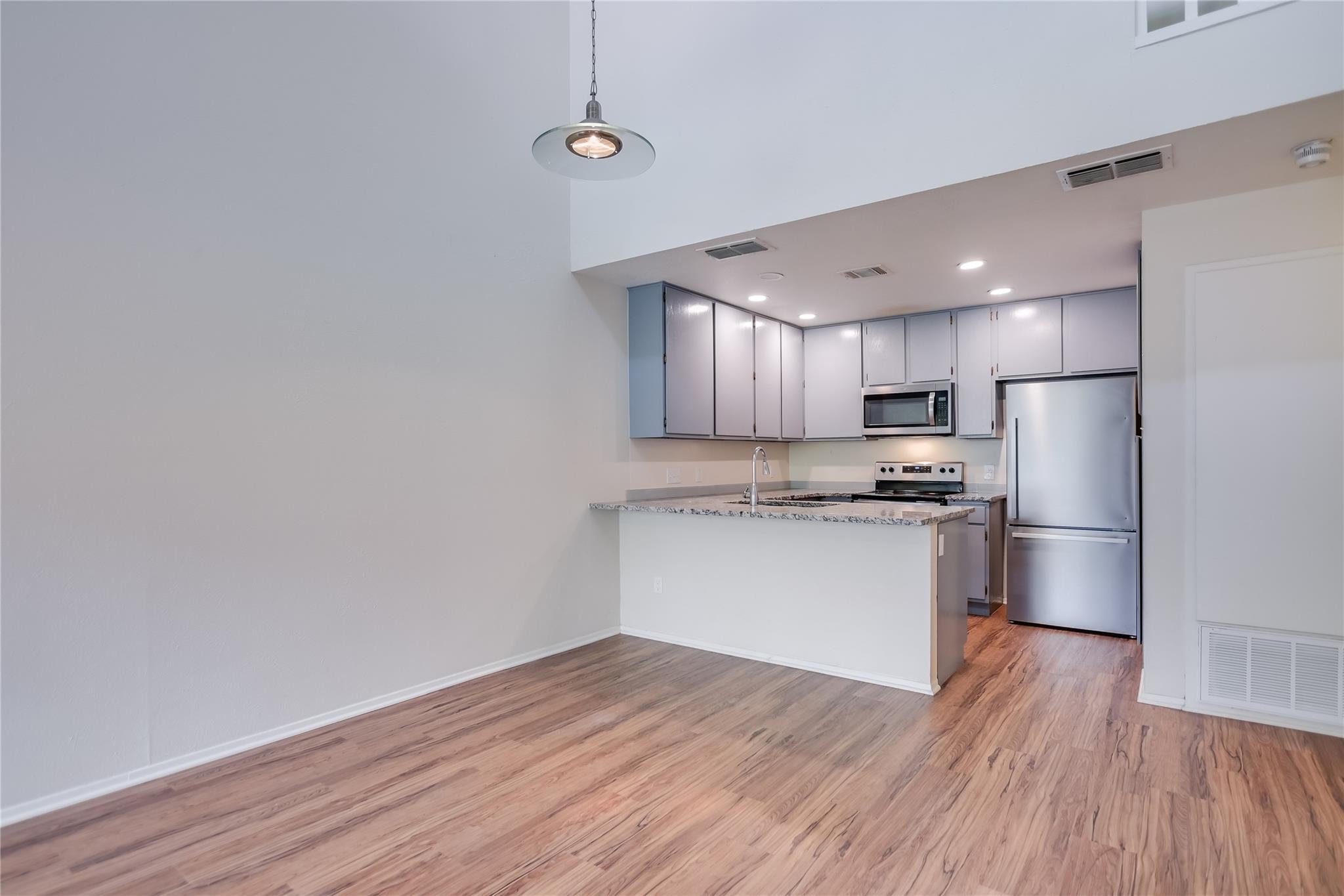 1748 Ohlen Rd # 36, Austin, TX 78757