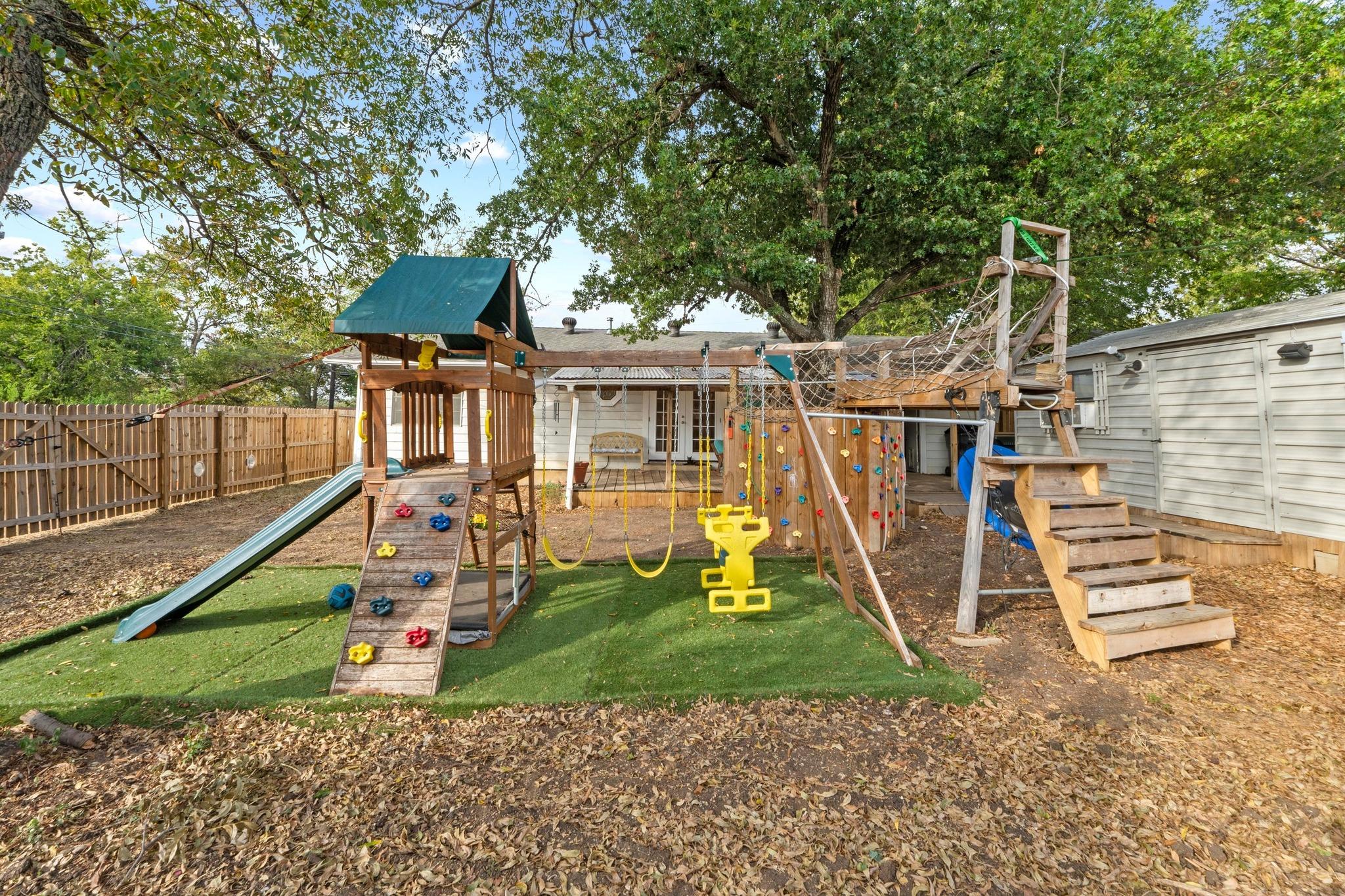 1805 Vine St, Georgetown, TX 78626