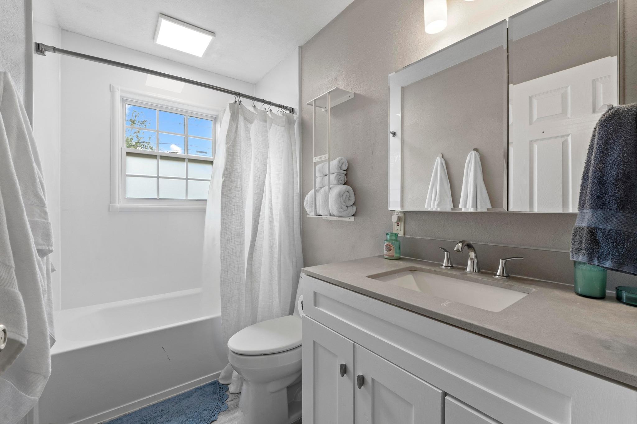 1805 Vine St, Georgetown, TX 78626