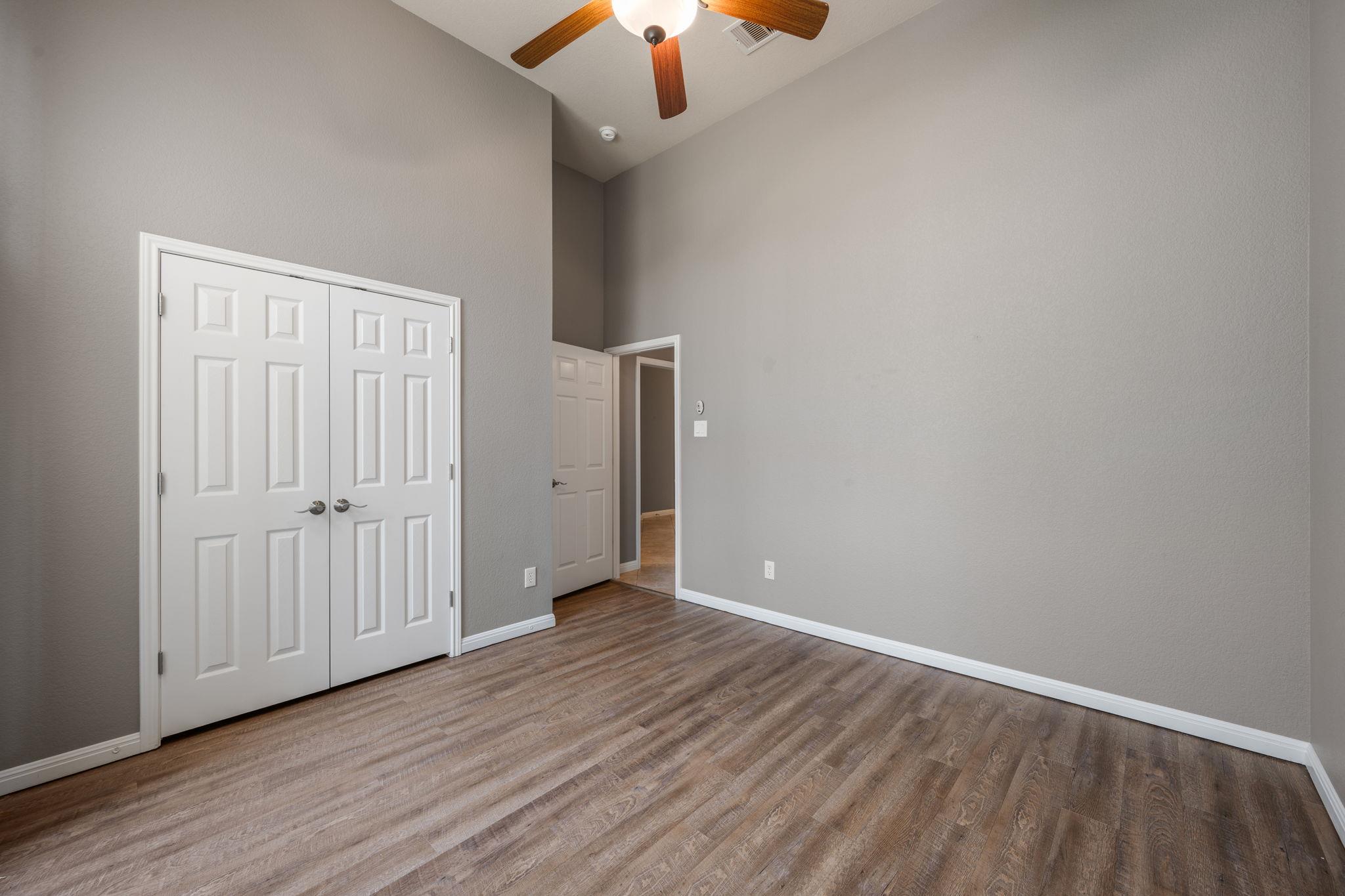 544 Wiltshire Dr, Hutto, TX 78634