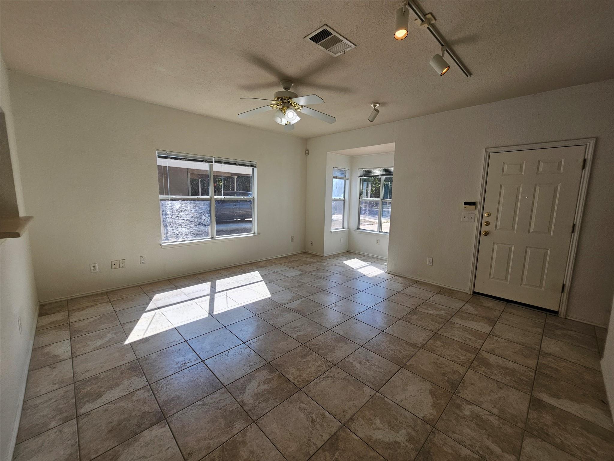 304 Windridge Village Cv, Georgetown, TX 78626