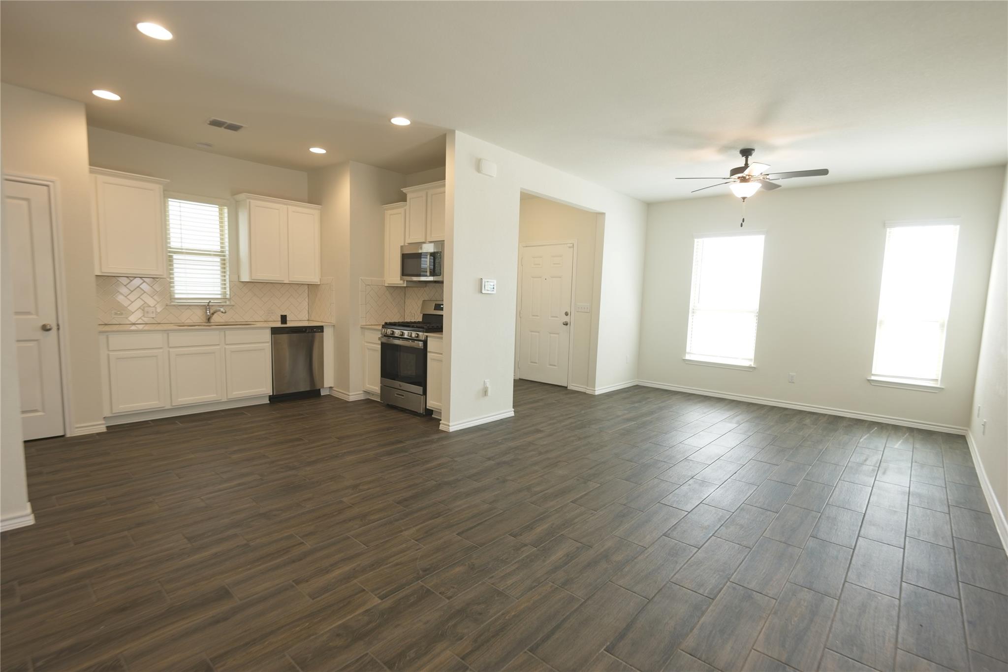 352 Witchhazel Way, San Marcos, TX 78666