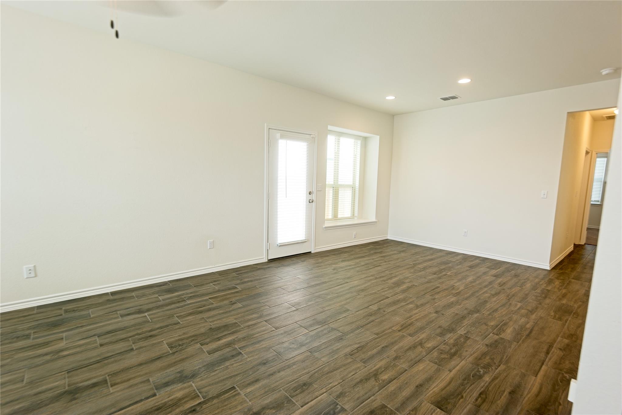 352 Witchhazel Way, San Marcos, TX 78666