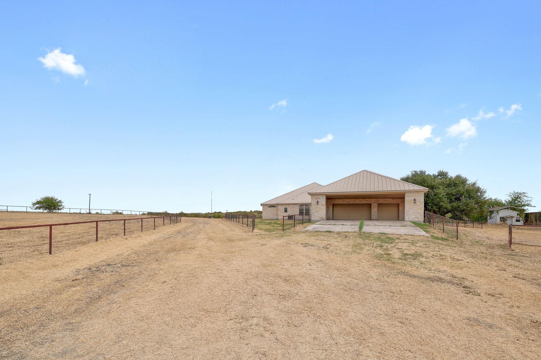 22300 FM 971, Granger, TX 76530