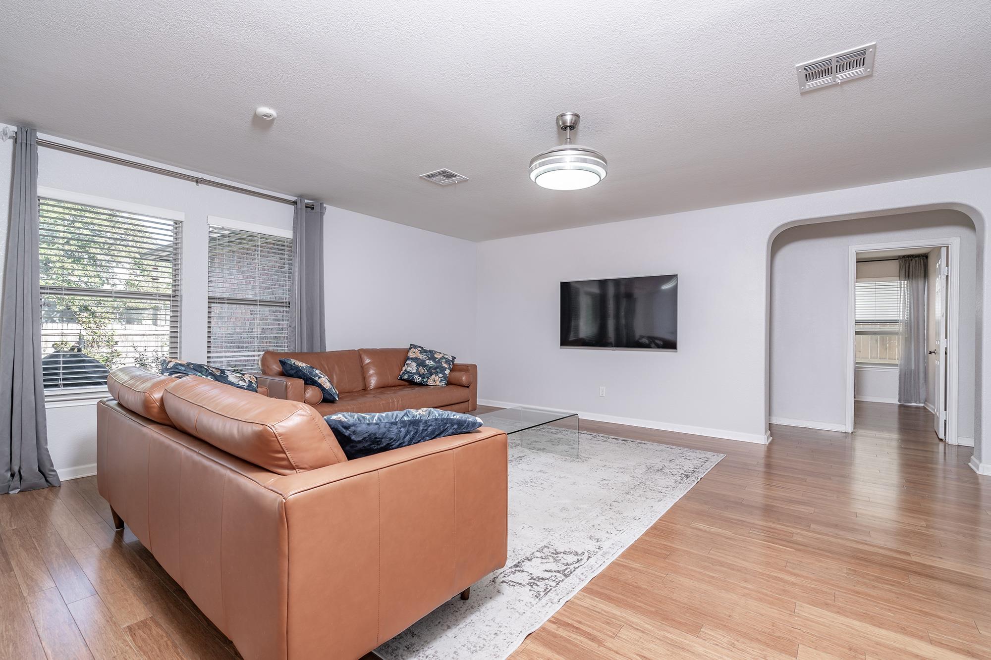 328 Cedar Lake Blvd, Georgetown, TX 78633