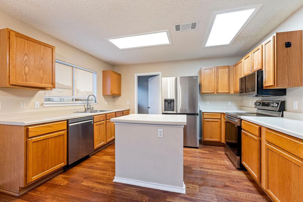 1236 Hughmont Dr, Pflugerville, TX 78660