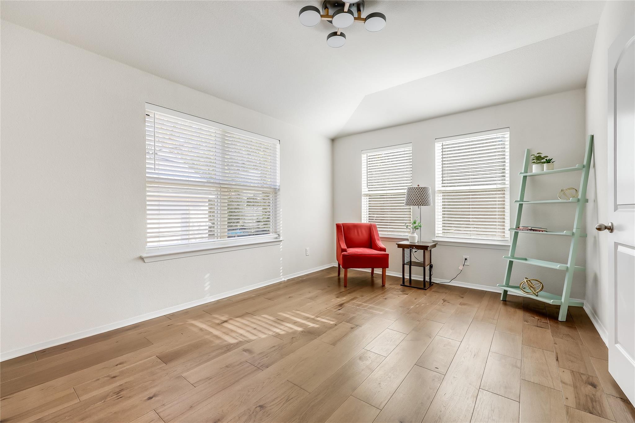 20700 Deep Creek, Lago Vista, TX 78645