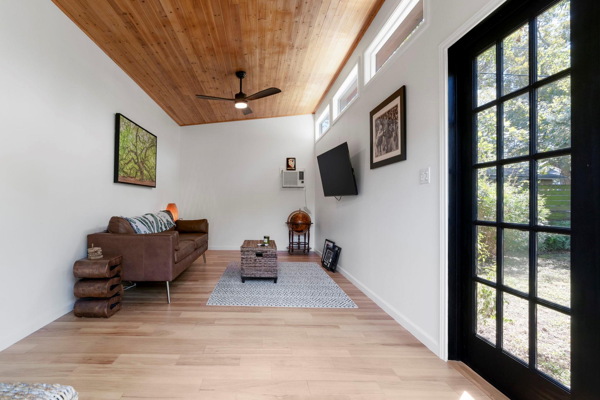 3201 Overcup Oak Dr, Austin, TX 78704