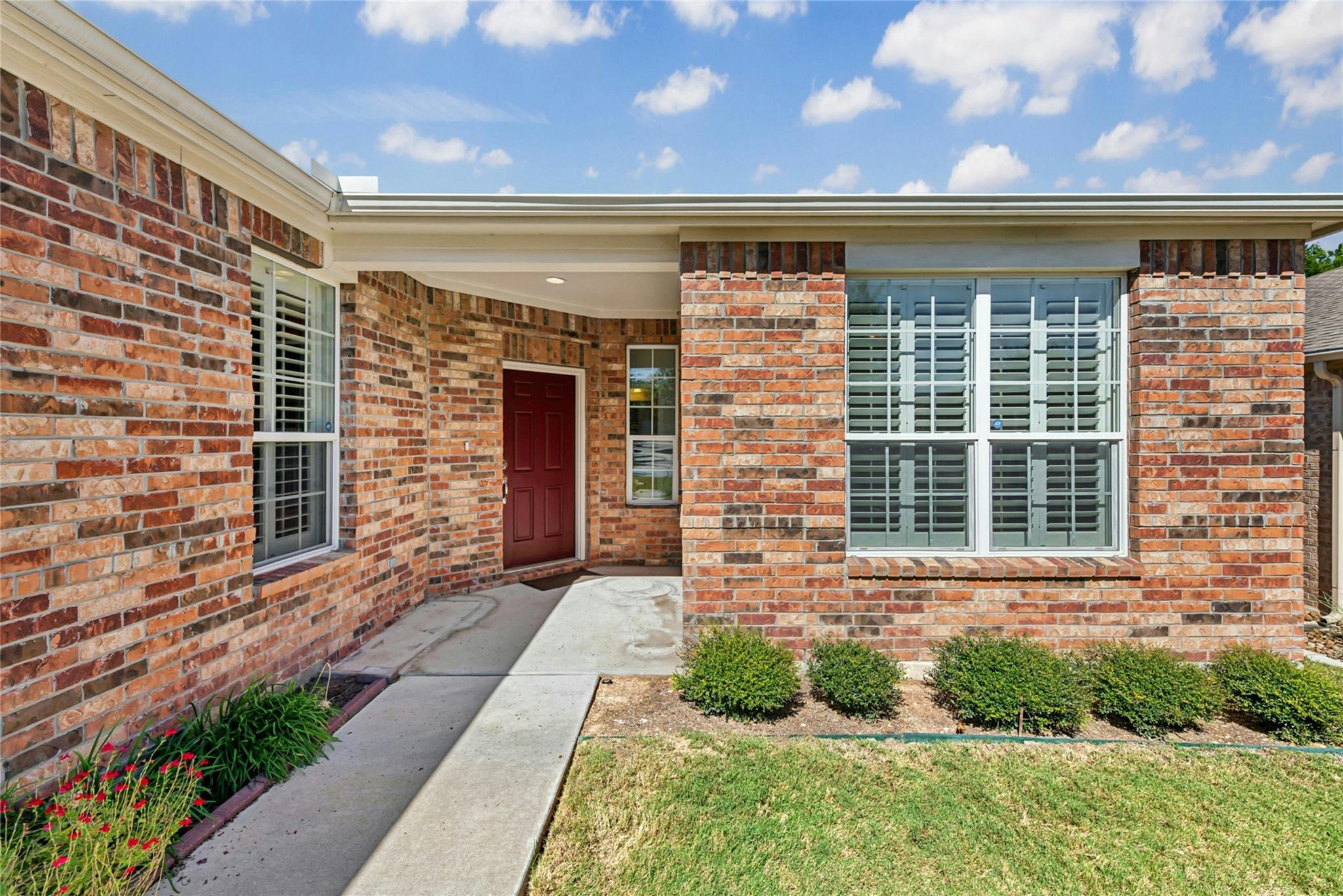 914 Dome Peak Ln, Georgetown, TX 78633