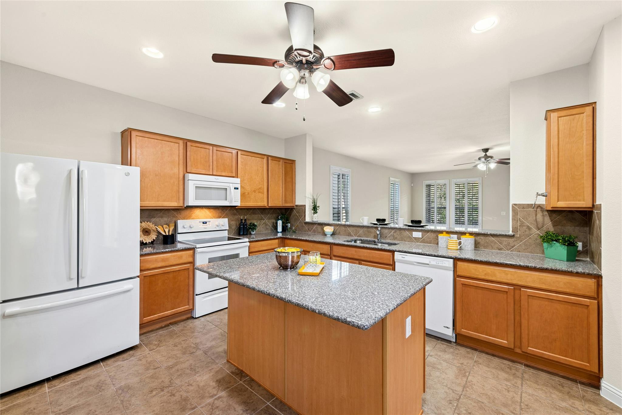 914 Dome Peak Ln, Georgetown, TX 78633