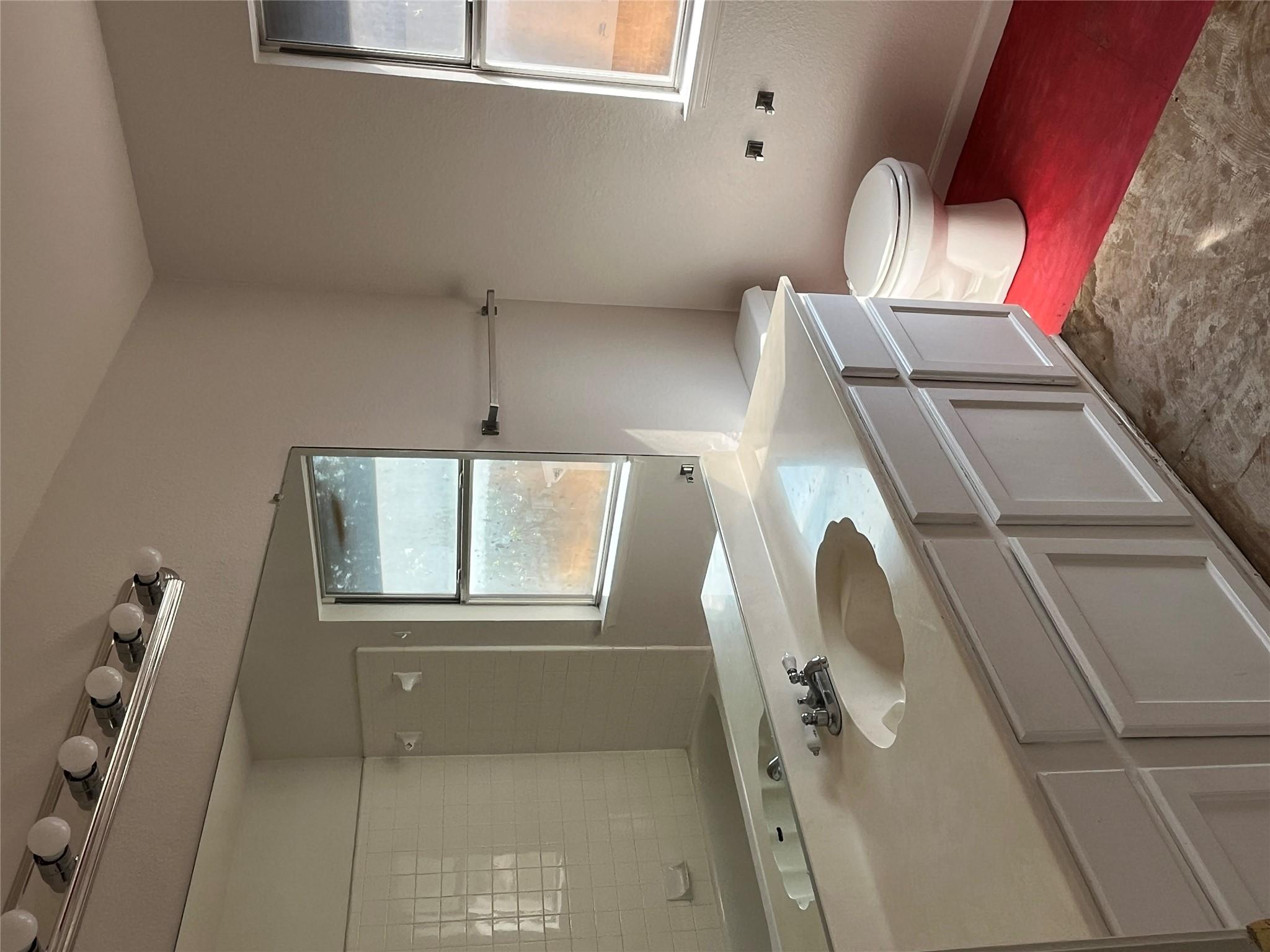 402 Keenland Dr, Georgetown, TX 78626