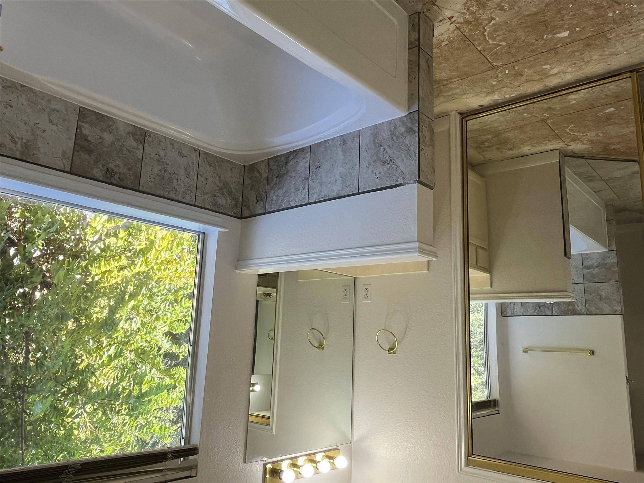 402 Keenland Dr, Georgetown, TX 78626