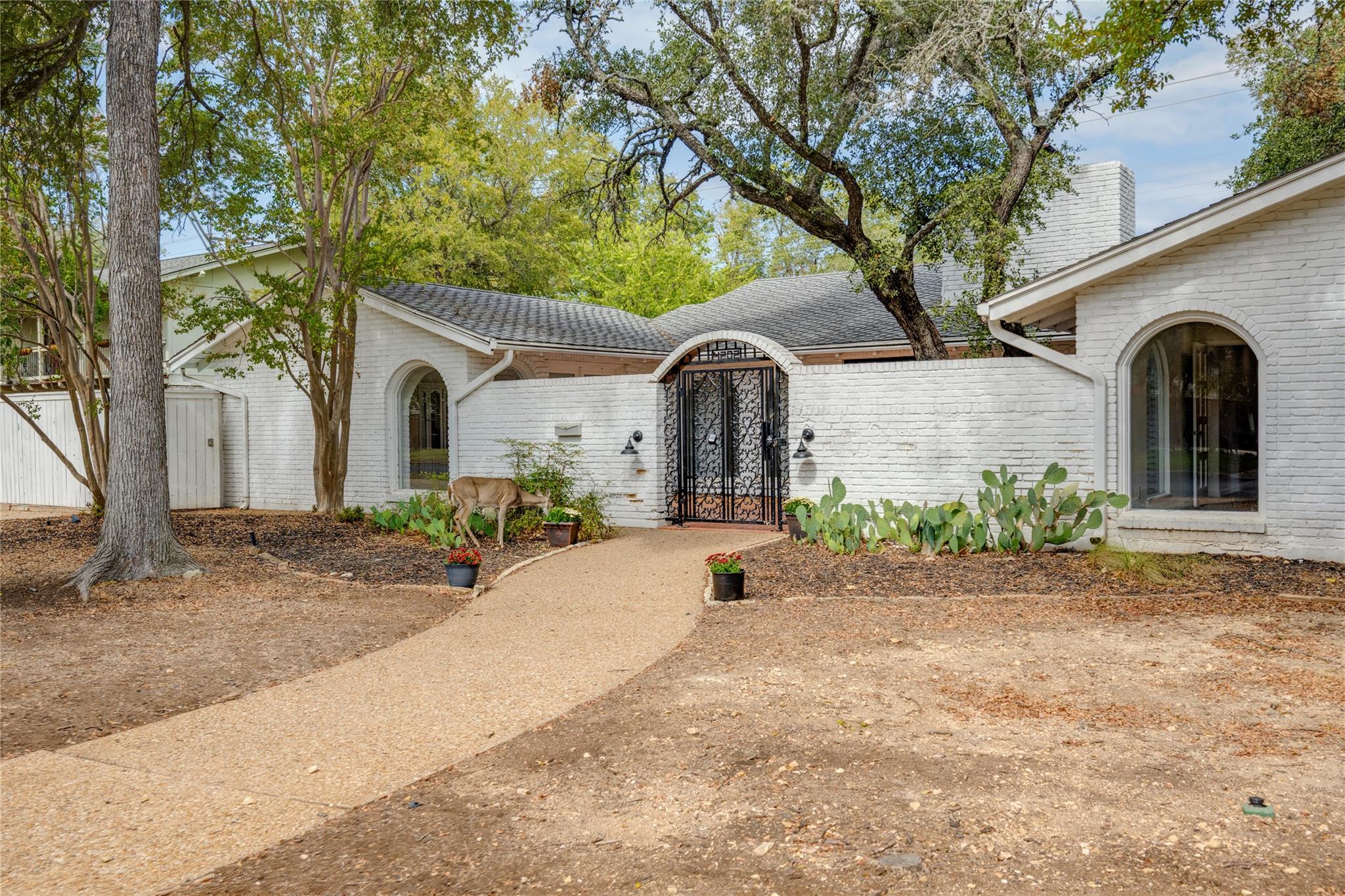 4202 N Hills Dr, Austin, TX 78731