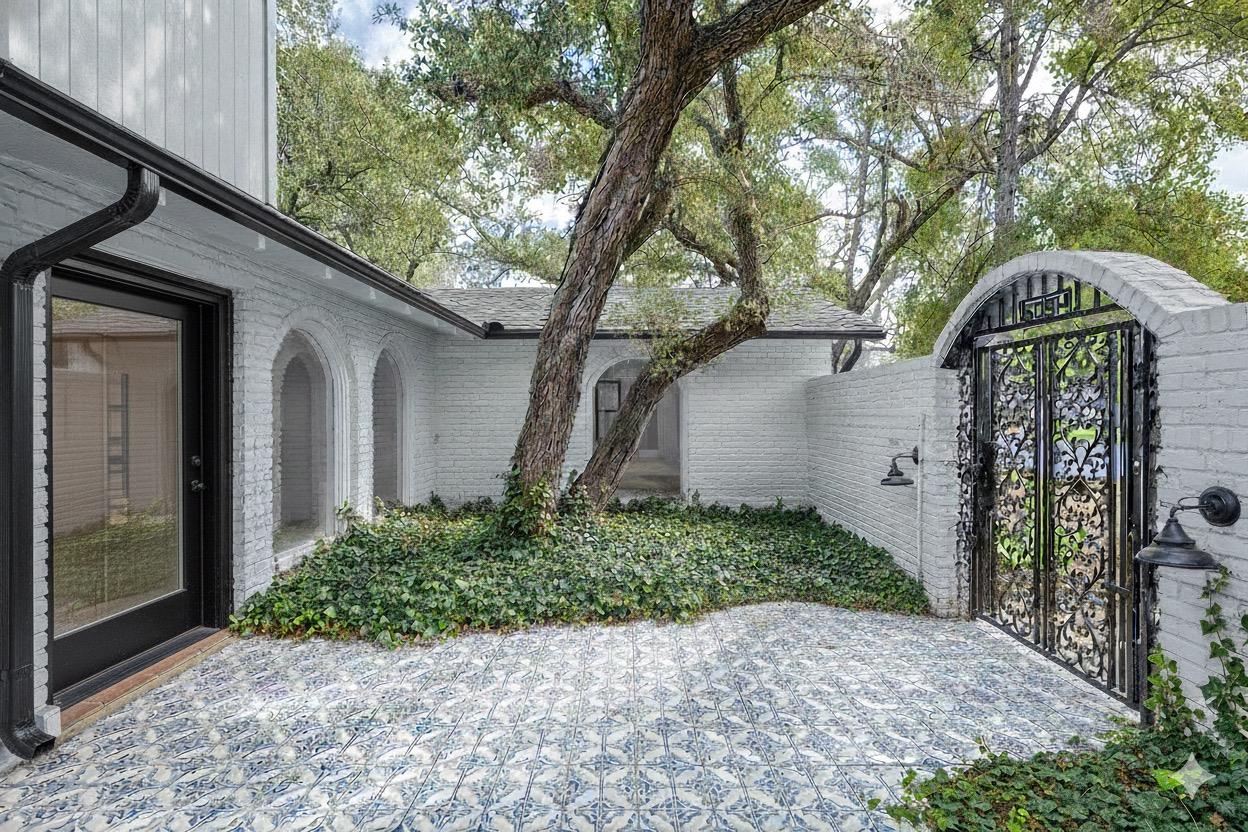 4202 N Hills Dr, Austin, TX 78731