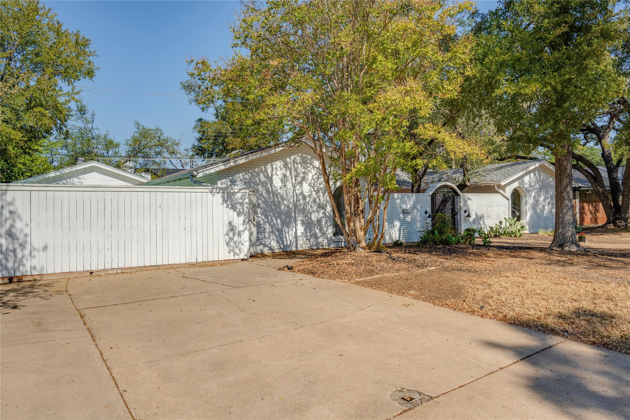 4202 N Hills Dr, Austin, TX 78731