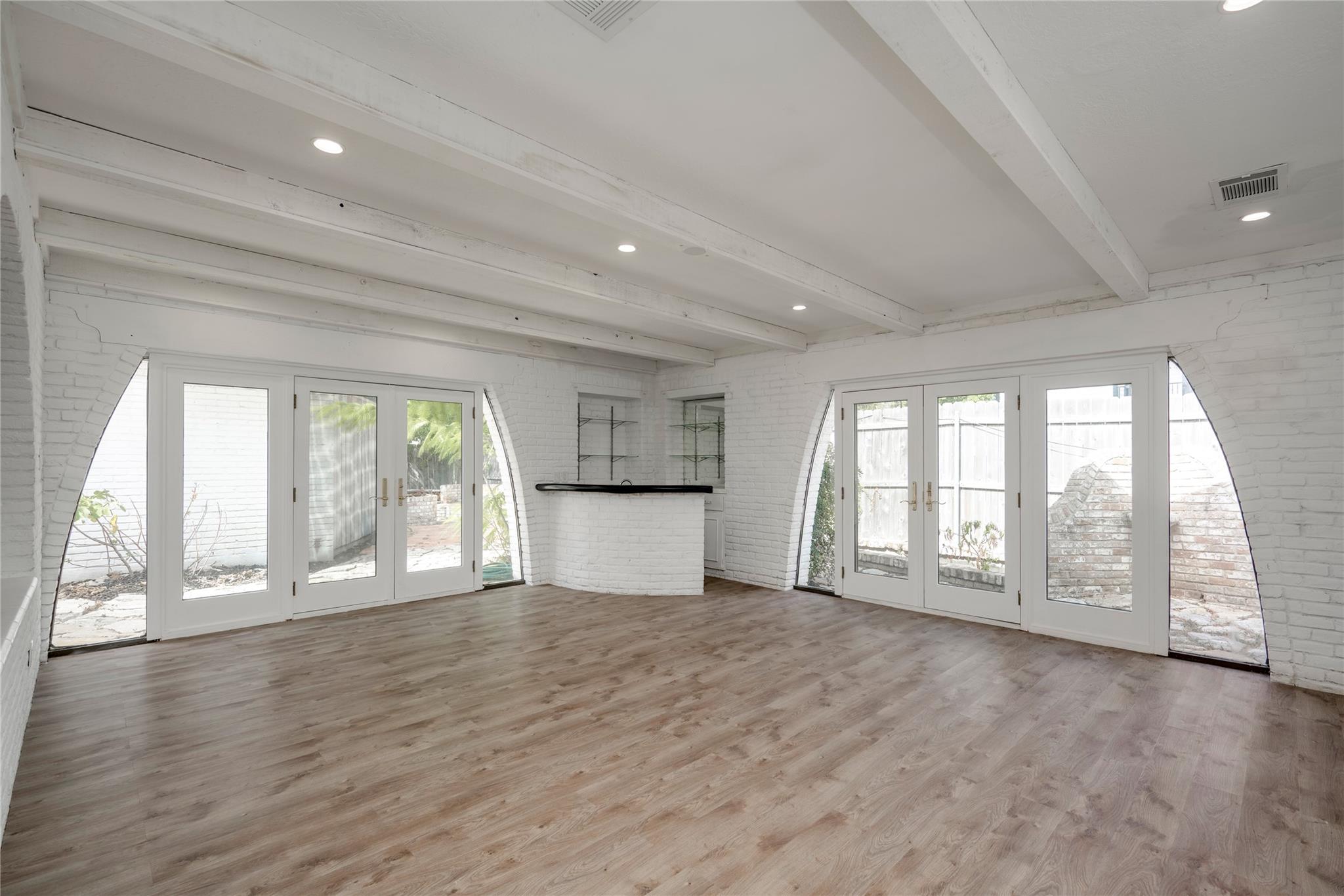 4202 N Hills Dr, Austin, TX 78731