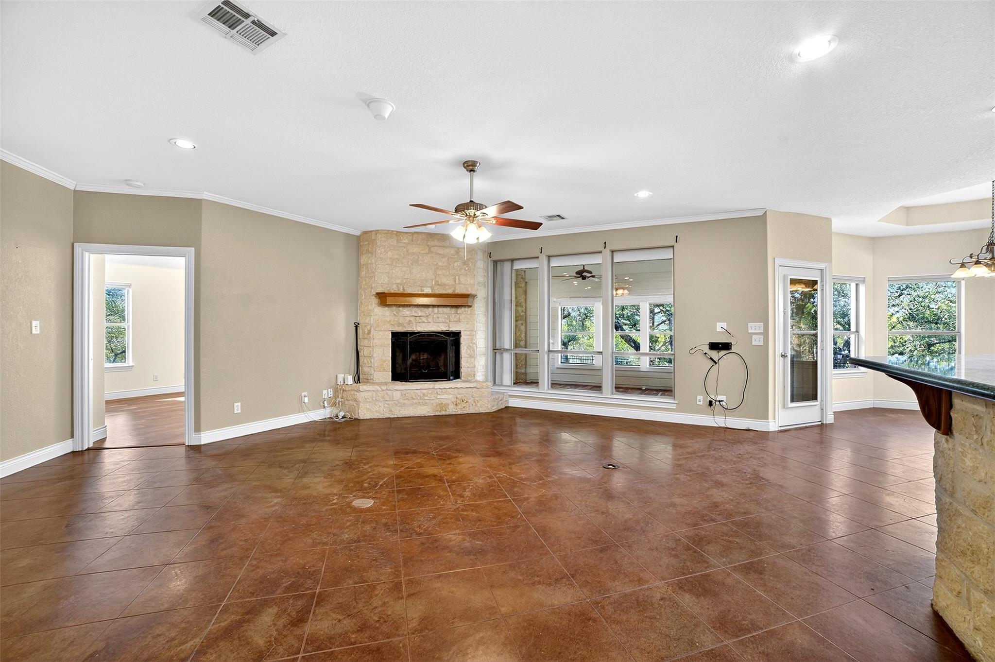 116 Grey Fox Ln, Bertram, TX 78605