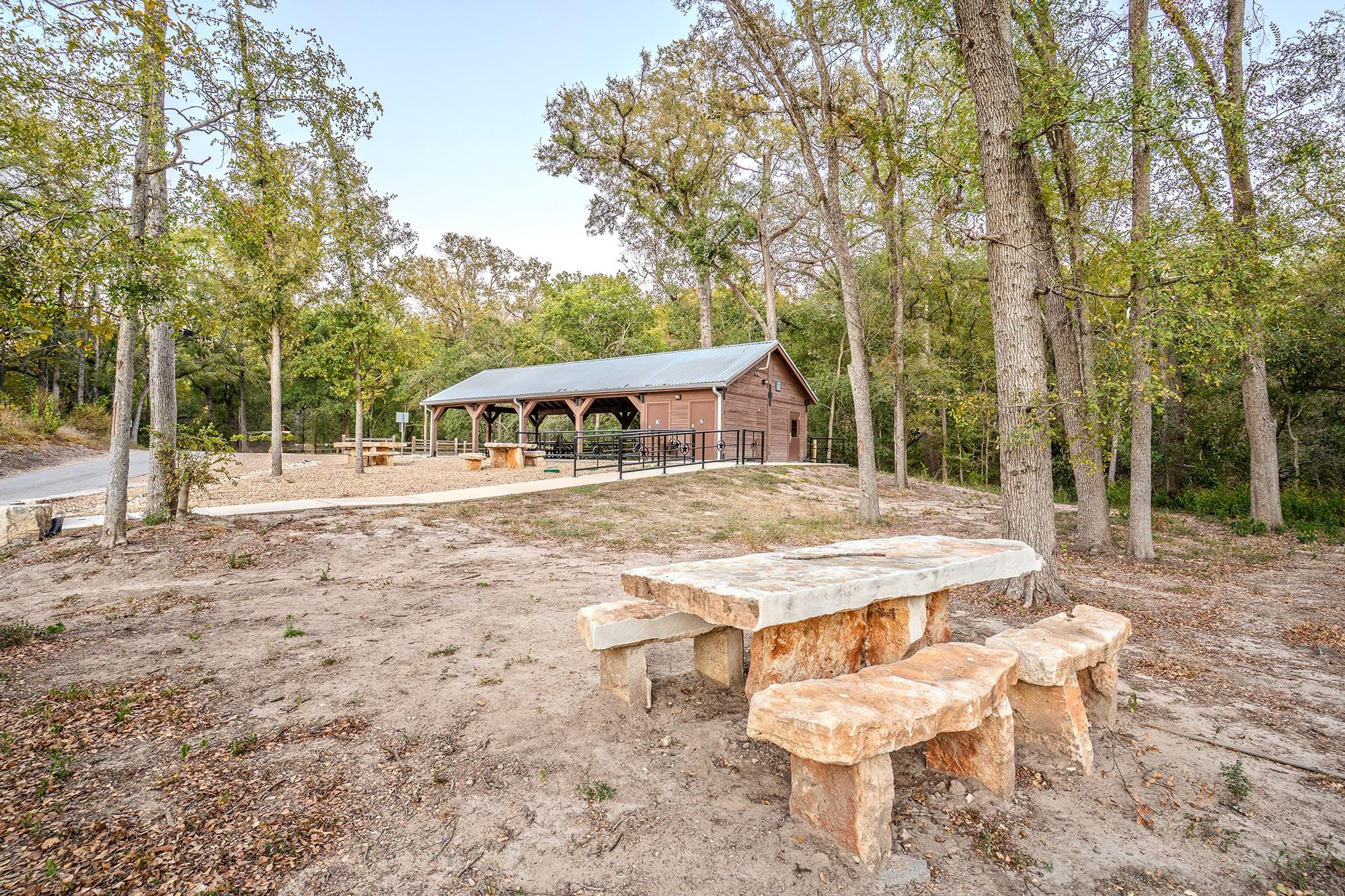 5812 Copano Rd, Belton, TX 76513