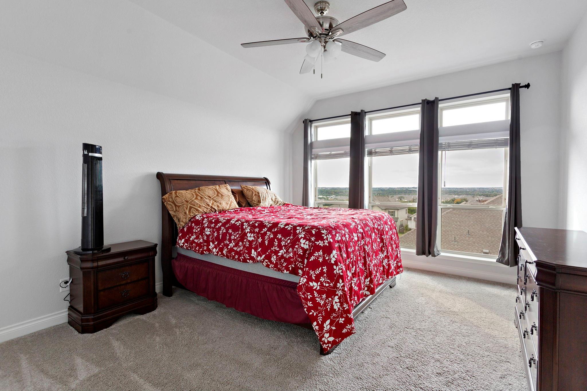 321 BERKELEY Pl, Georgetown, TX 78628