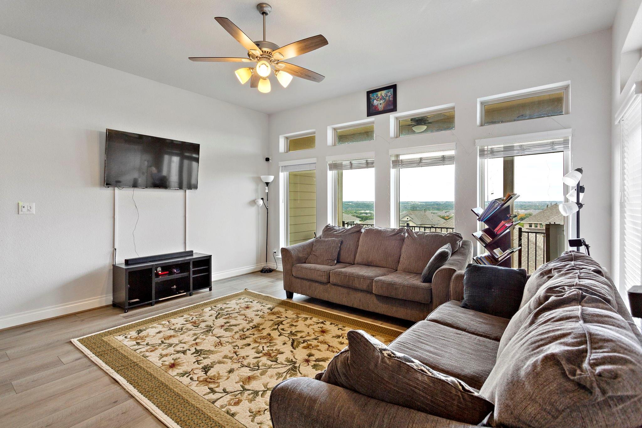 321 BERKELEY Pl, Georgetown, TX 78628