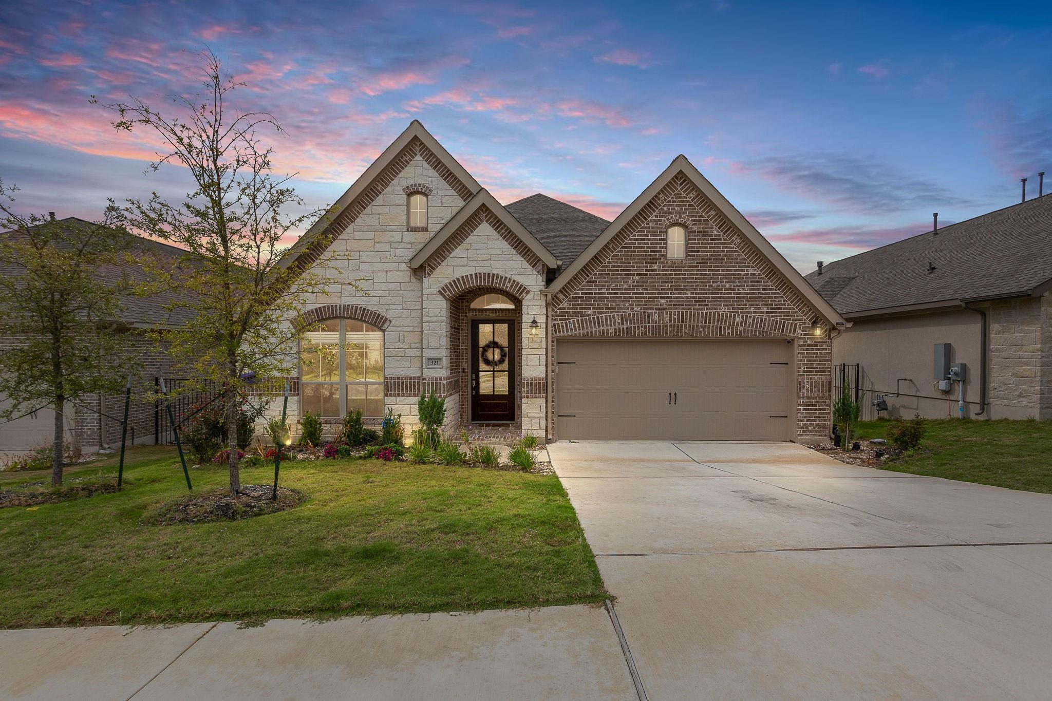 321 BERKELEY Pl, Georgetown, TX 78628