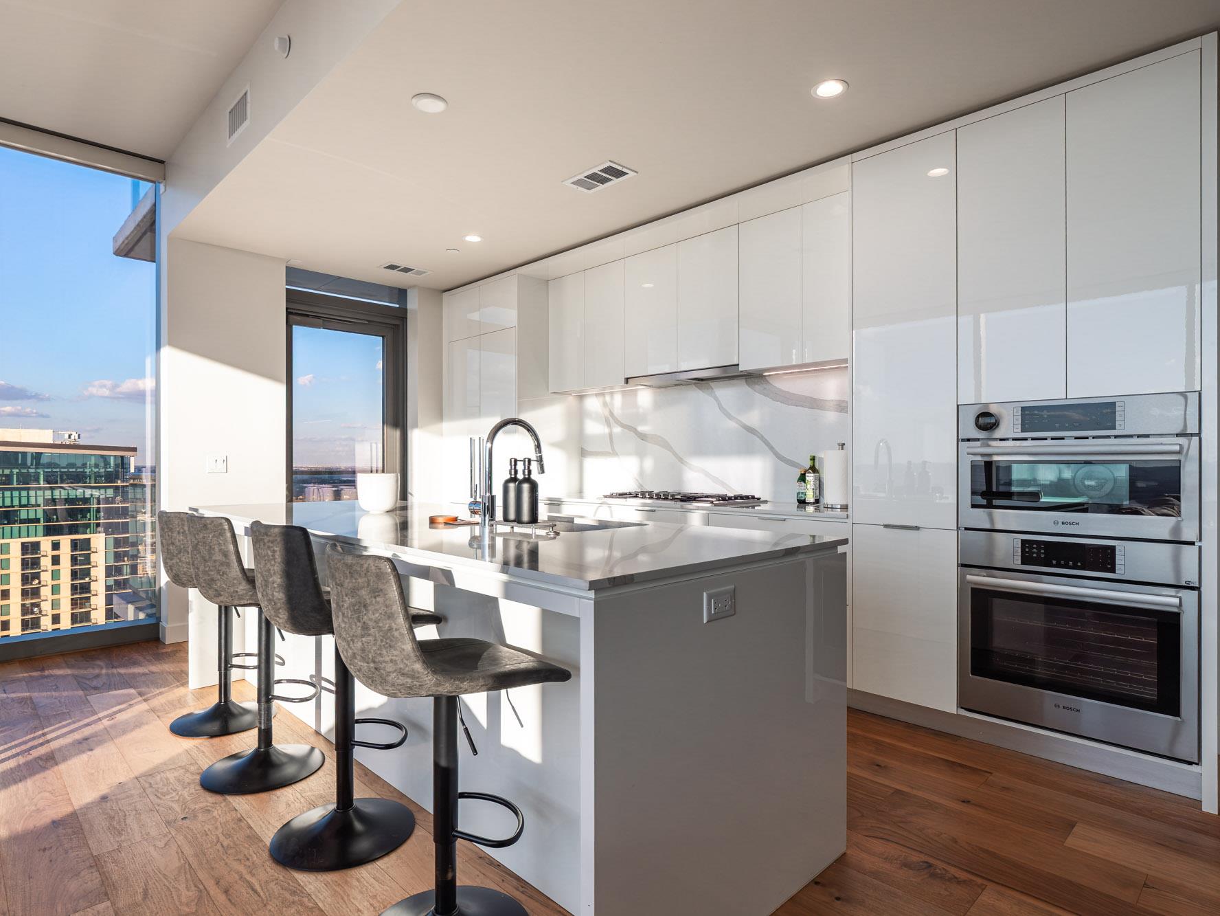 44 East Ave # 4303, Austin, TX 78701