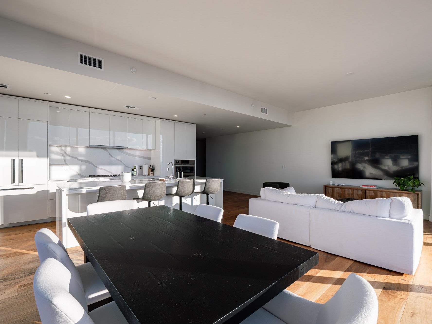 44 East Ave # 4303, Austin, TX 78701