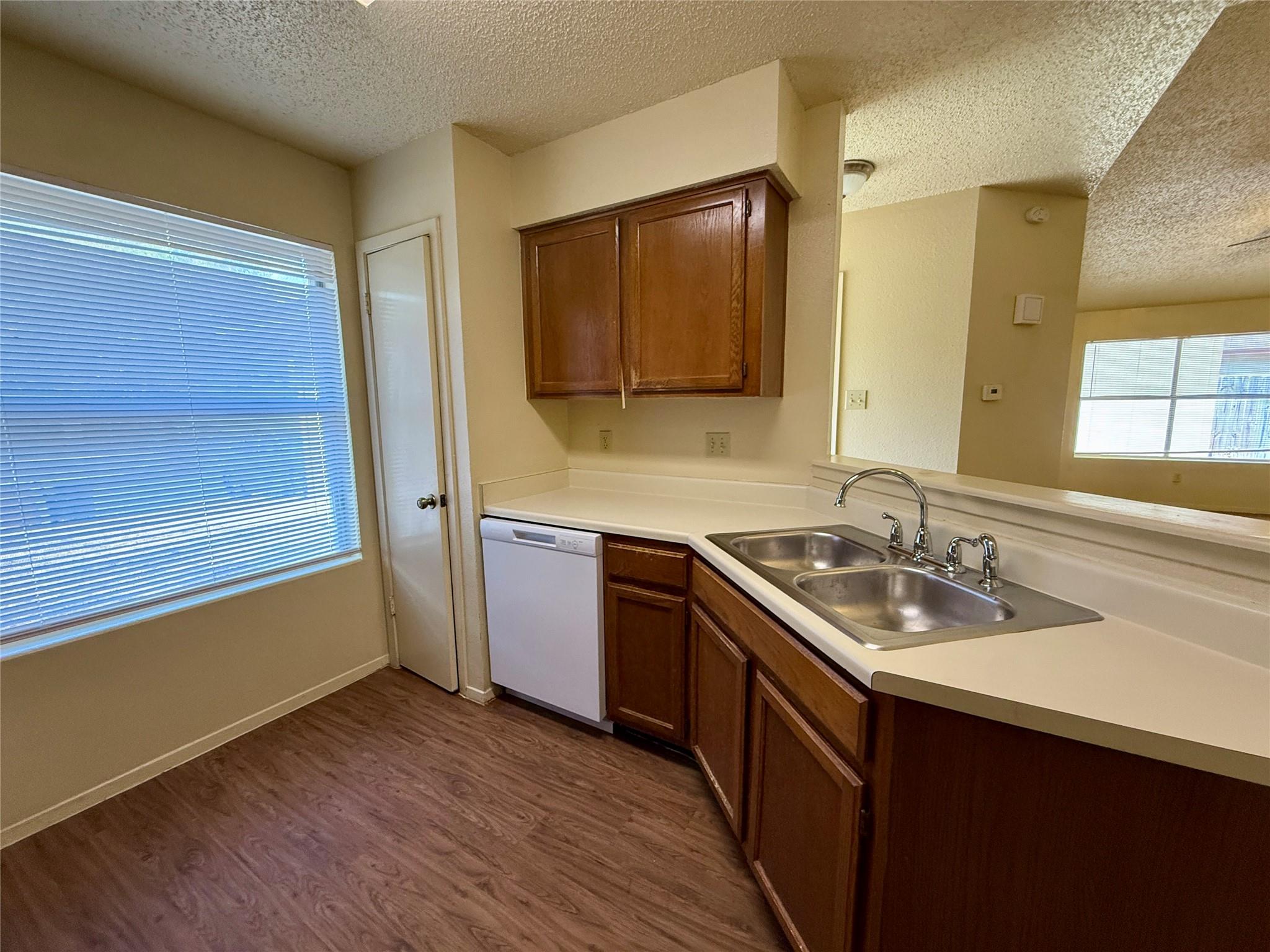 10611 Archdale Dr, Austin, TX 78748