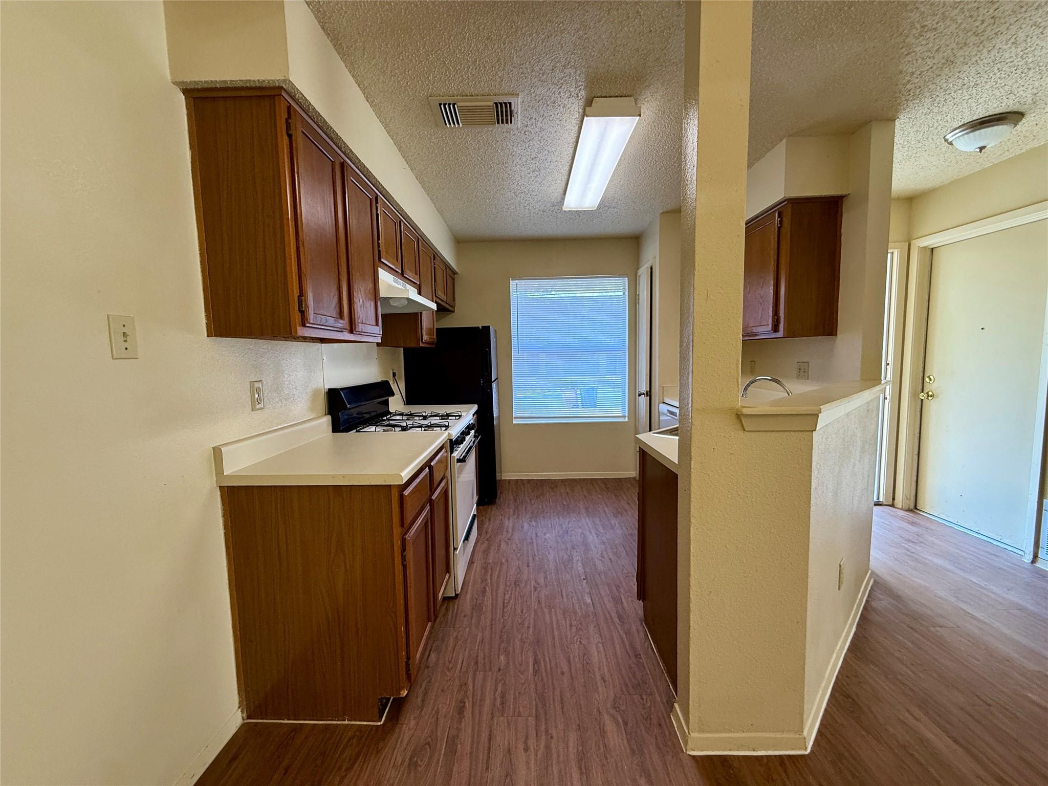 10611 Archdale Dr, Austin, TX 78748