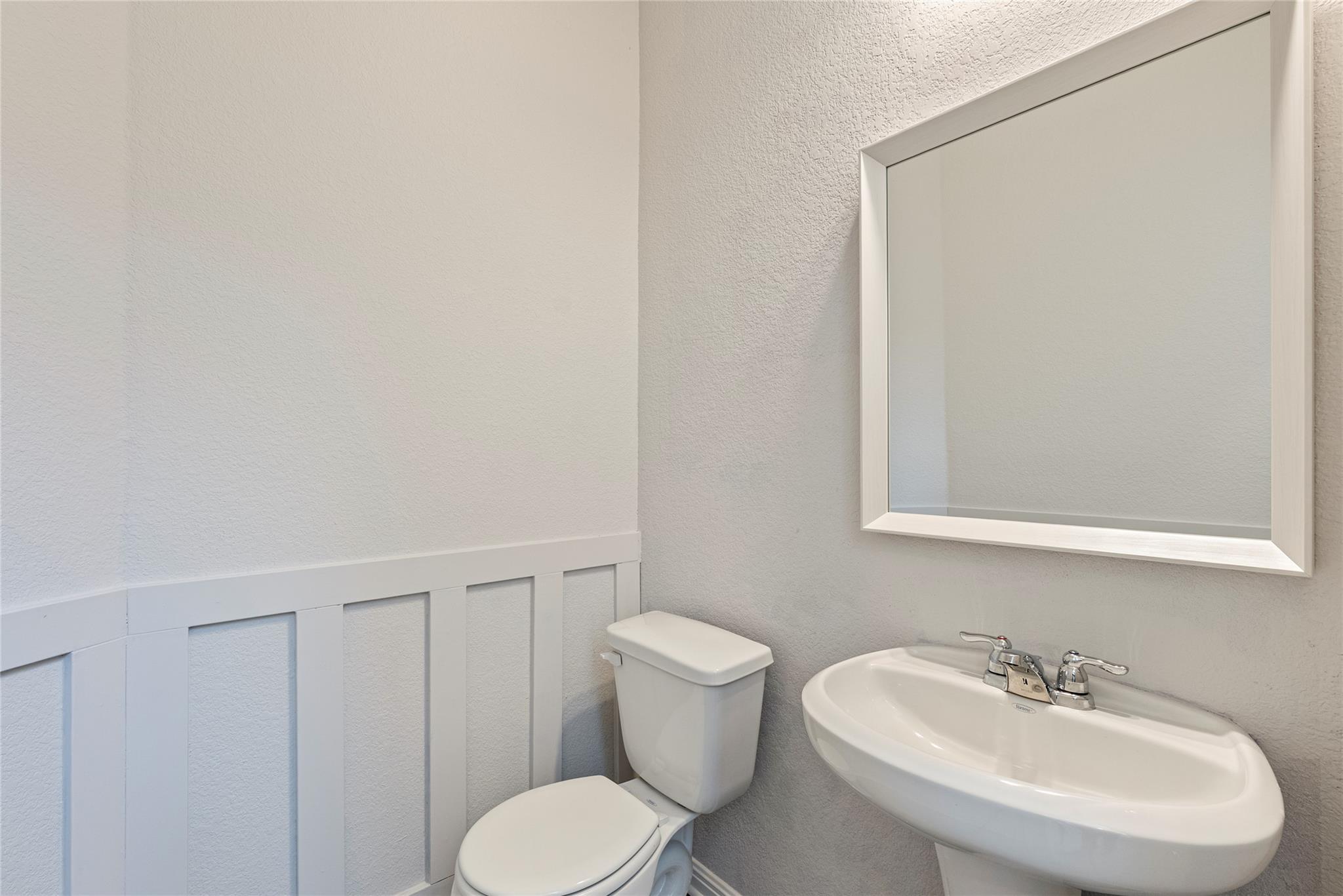 10704 Sentinel Dr, Austin, TX 78747